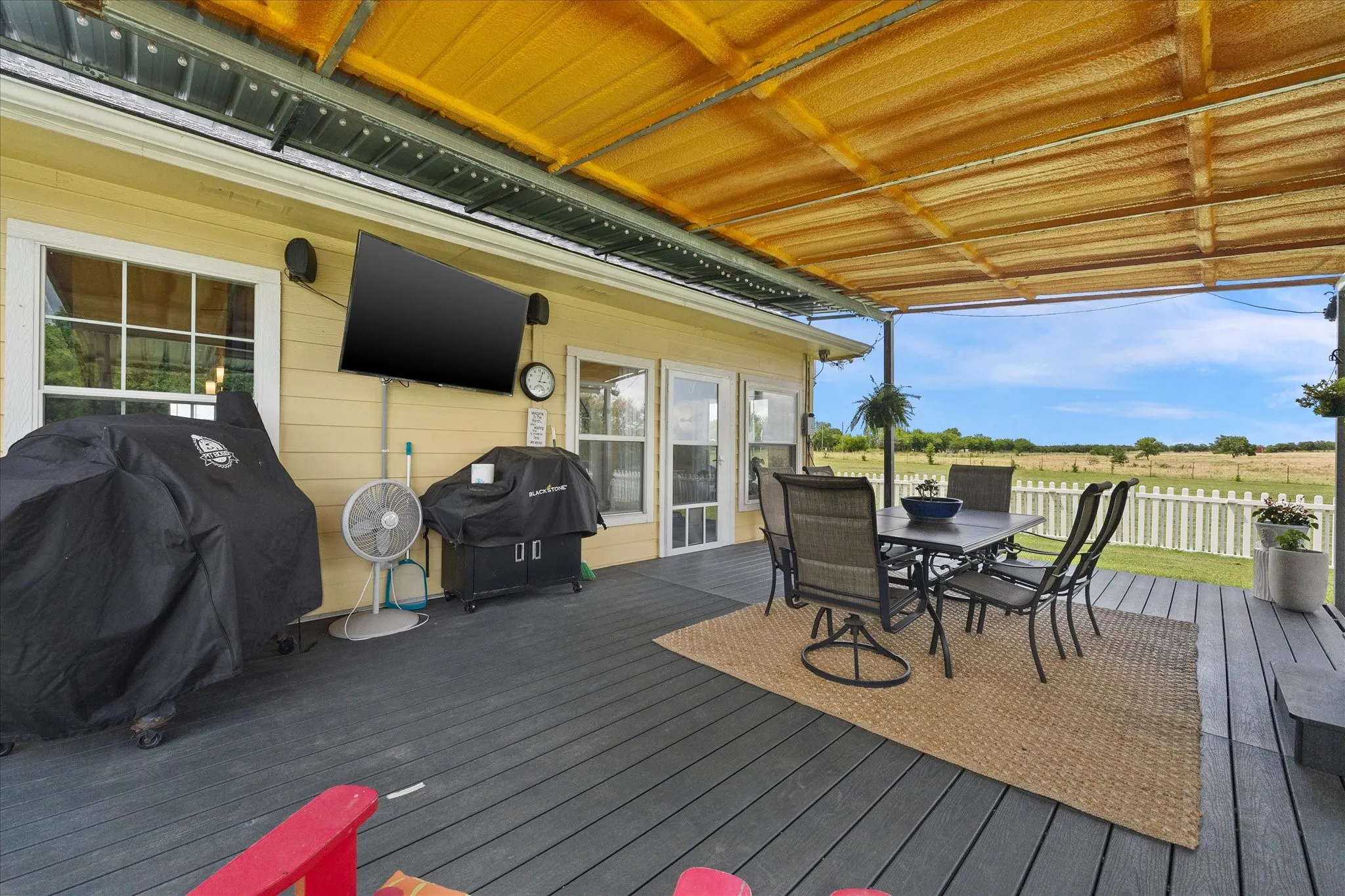 Single Family Residence For Sale in Hunt County , 1028 Fm 1566 W, Celeste, Texas 75423, 3 Bedroom, 2 Bathroom, Garage spaces, 1,522 Sqft, built in 2005, mls#21304718, Real Estate Agent in Celeste, Homes For Sale in Hunt county, Homes For Sale in Celeste, Realtor in Celeste Texas, Real Estate Brokerage Independent Realty Texas, Luminita Cordes Realtor