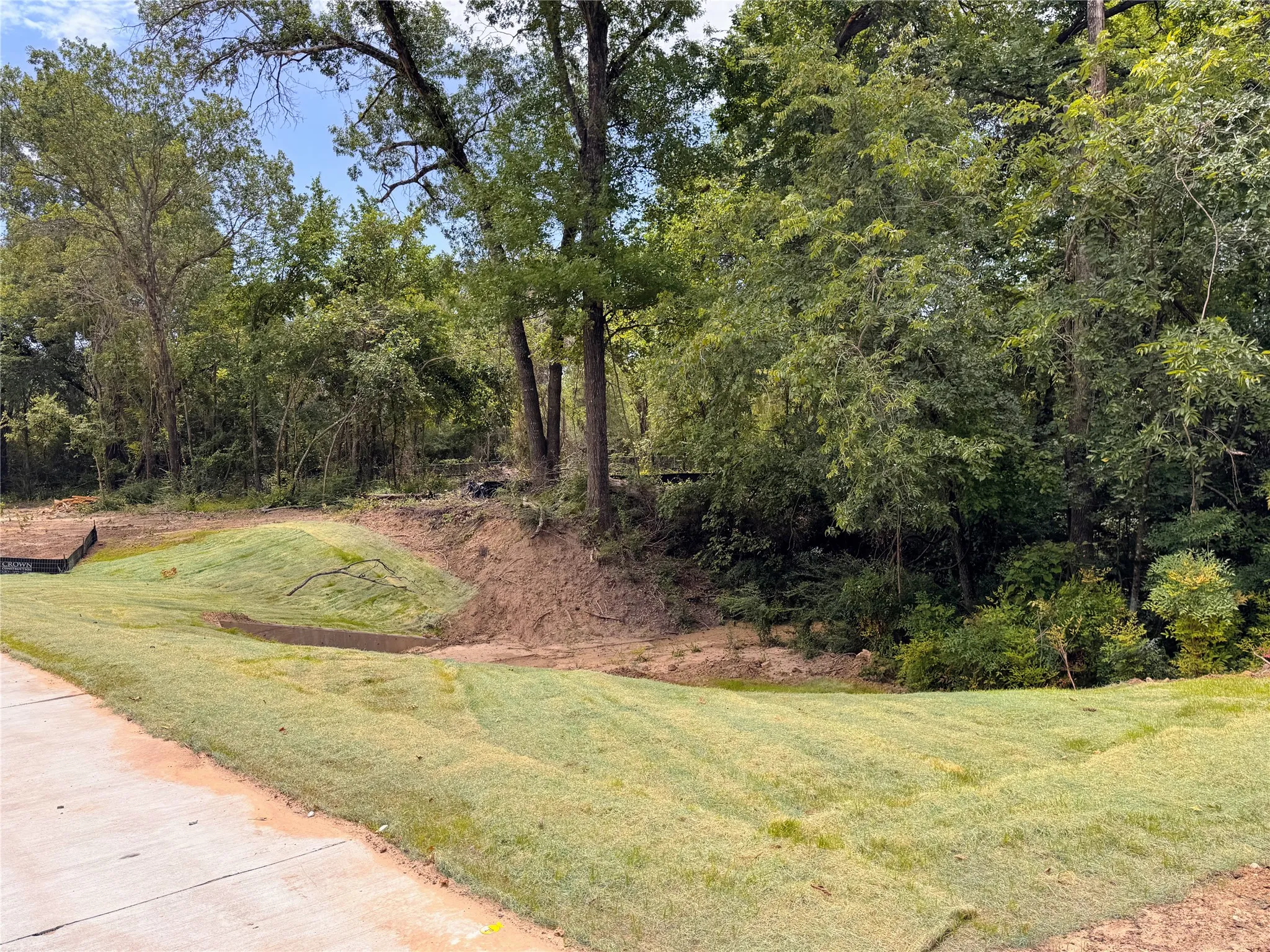 Unimproved Land For Sale in Tarrant County , Lot 4 TBD Pardise Cove Road E, Lakeside, Texas 76108, 0, 0, Garage spaces, 0 Sqft, built in 0, Price $155,000, mls#21304731, Real Estate Agent in Lakeside, Homes For Sale in Tarrant county, Homes For Sale in Lakeside, Realtor in Lakeside Texas, Real Estate Brokerage Independent Realty Texas, Luminita Cordes Realtor