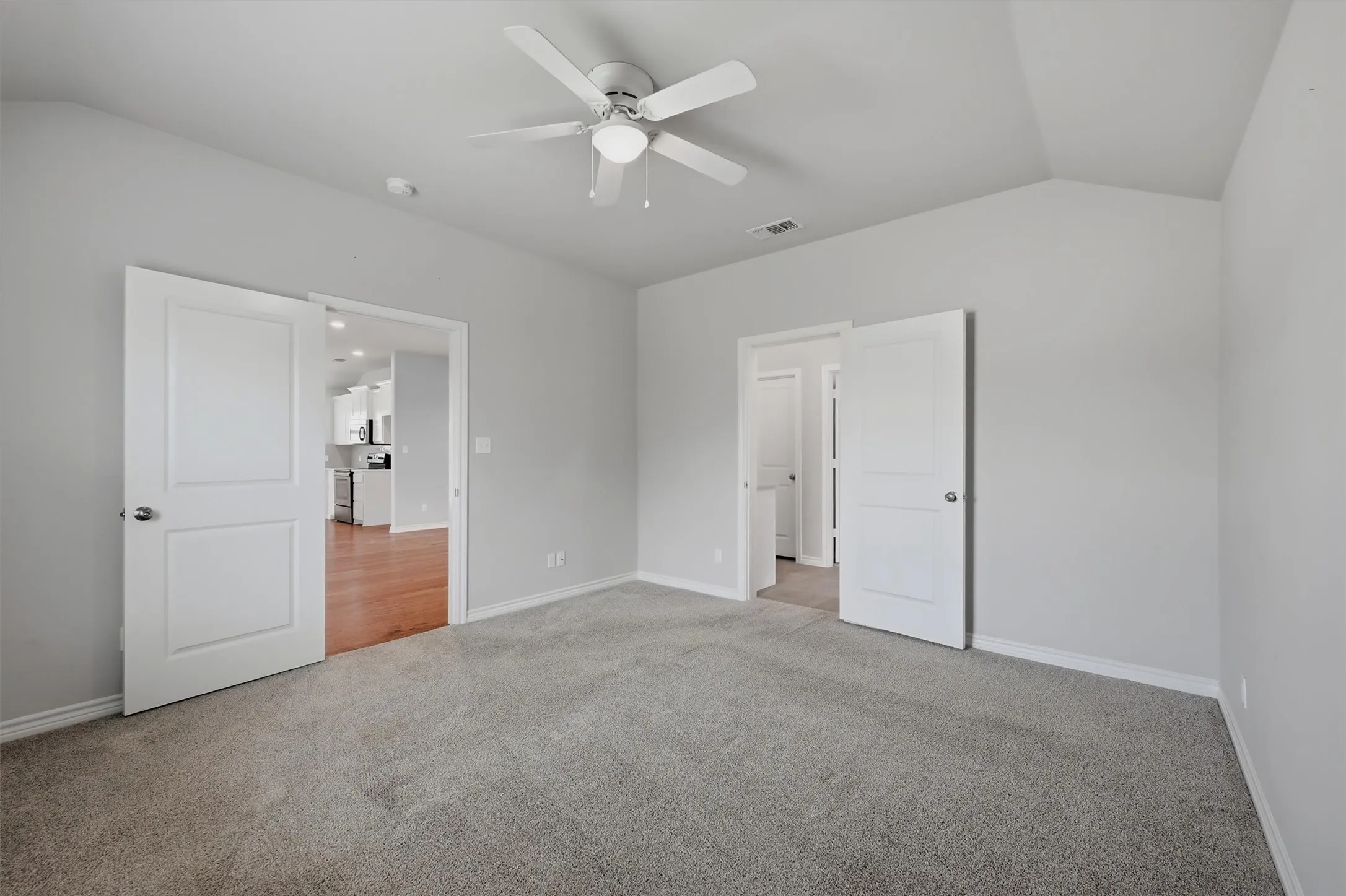 Single Family Residence For Sale in Grayson County , 1202 Southridge Lane, Sherman, Texas 75092, 4 Bedroom, 2 Bathroom, 2 Garage spaces, 1,768 Sqft, built in 2019, mls#21304738, Real Estate Agent in Sherman, Homes For Sale in Grayson county, Homes For Sale in Sherman, Realtor in Sherman Texas, Real Estate Brokerage Independent Realty Texas, Luminita Cordes Realtor