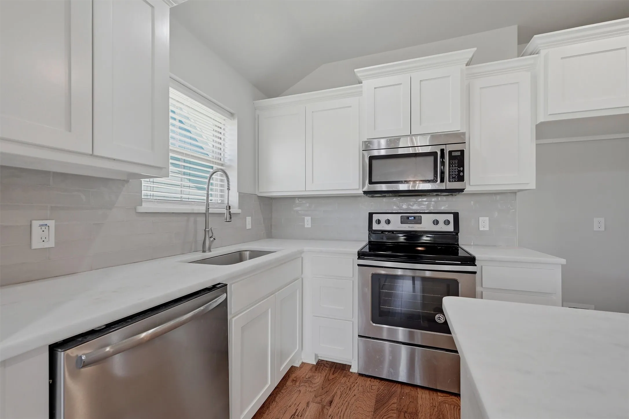Single Family Residence For Sale in Grayson County , 1202 Southridge Lane, Sherman, Texas 75092, 4 Bedroom, 2 Bathroom, 2 Garage spaces, 1,768 Sqft, built in 2019, mls#21304738, Real Estate Agent in Sherman, Homes For Sale in Grayson county, Homes For Sale in Sherman, Realtor in Sherman Texas, Real Estate Brokerage Independent Realty Texas, Luminita Cordes Realtor