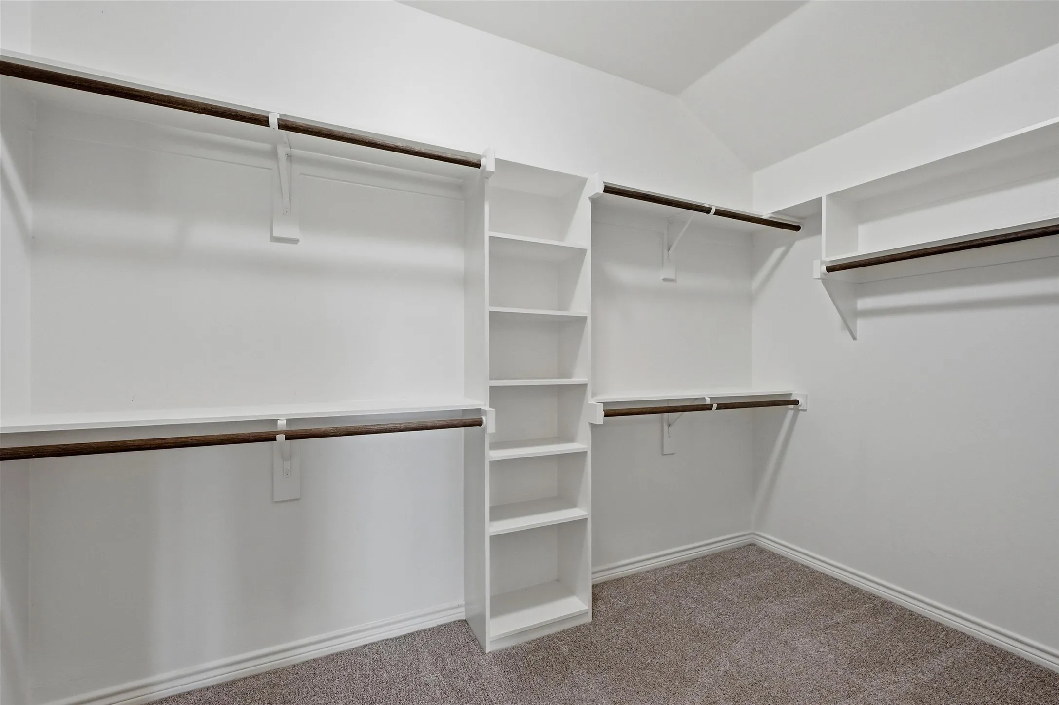 Single Family Residence For Sale in Grayson County , 1202 Southridge Lane, Sherman, Texas 75092, 4 Bedroom, 2 Bathroom, 2 Garage spaces, 1,768 Sqft, built in 2019, mls#21304738, Real Estate Agent in Sherman, Homes For Sale in Grayson county, Homes For Sale in Sherman, Realtor in Sherman Texas, Real Estate Brokerage Independent Realty Texas, Luminita Cordes Realtor