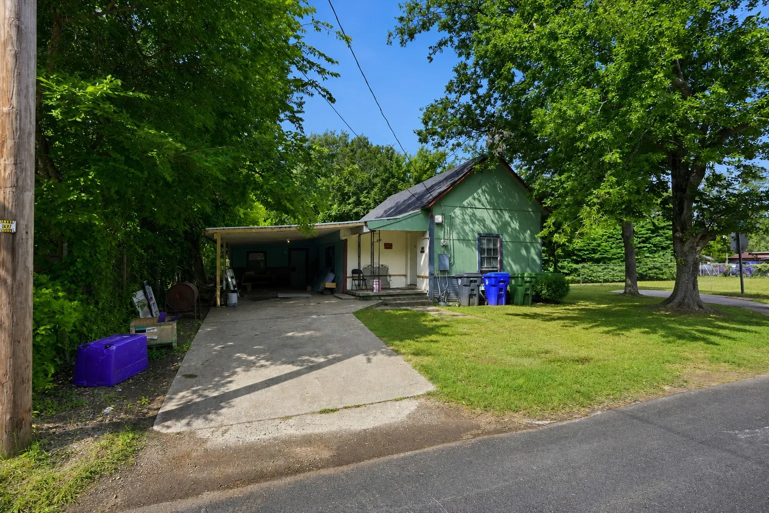 Single Family Residence For Sale in Mc Lennan County , 916 Turner Street, Waco, Texas 76704, 3 Bedrooms, 2 Bathrooms, Garage spaces, 1,117 Sqft, built in 1913, Price $59,900, mls#21304675, Real Estate Agent in Waco, Homes For Sale in Mc Lennan county, Homes For Sale in Waco, Realtor in Waco Texas, Real Estate Brokerage Independent Realty Texas, Luminita Cordes Realtor