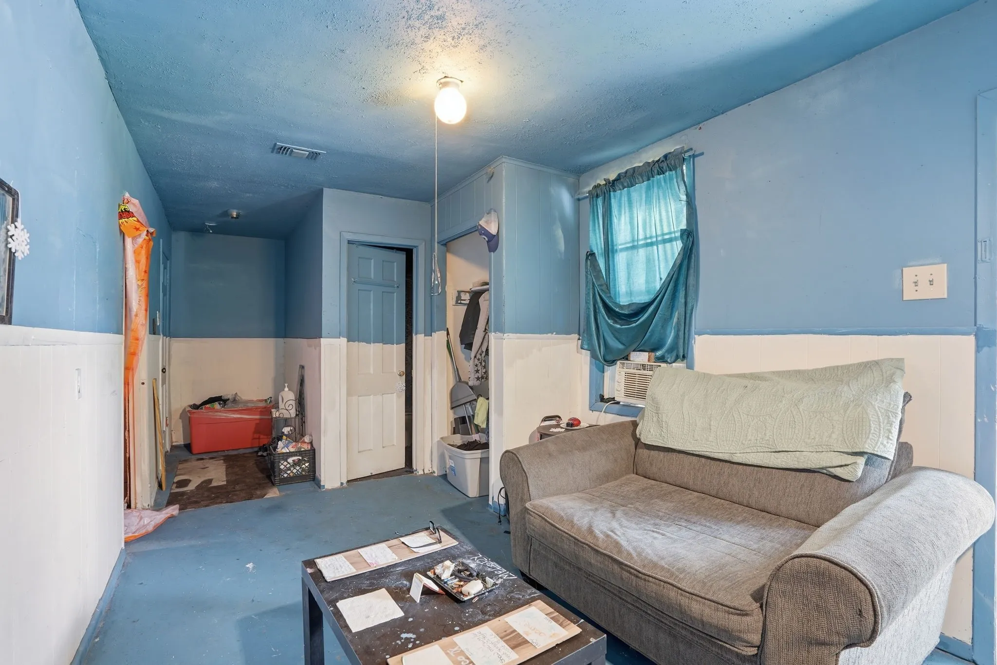 Single Family Residence For Sale in Mc Lennan County , 916 Turner Street, Waco, Texas 76704, 3 Bedrooms, 2 Bathrooms, Garage spaces, 1,117 Sqft, built in 1913, Price $59,900, mls#21304675, Real Estate Agent in Waco, Homes For Sale in Mc Lennan county, Homes For Sale in Waco, Realtor in Waco Texas, Real Estate Brokerage Independent Realty Texas, Luminita Cordes Realtor