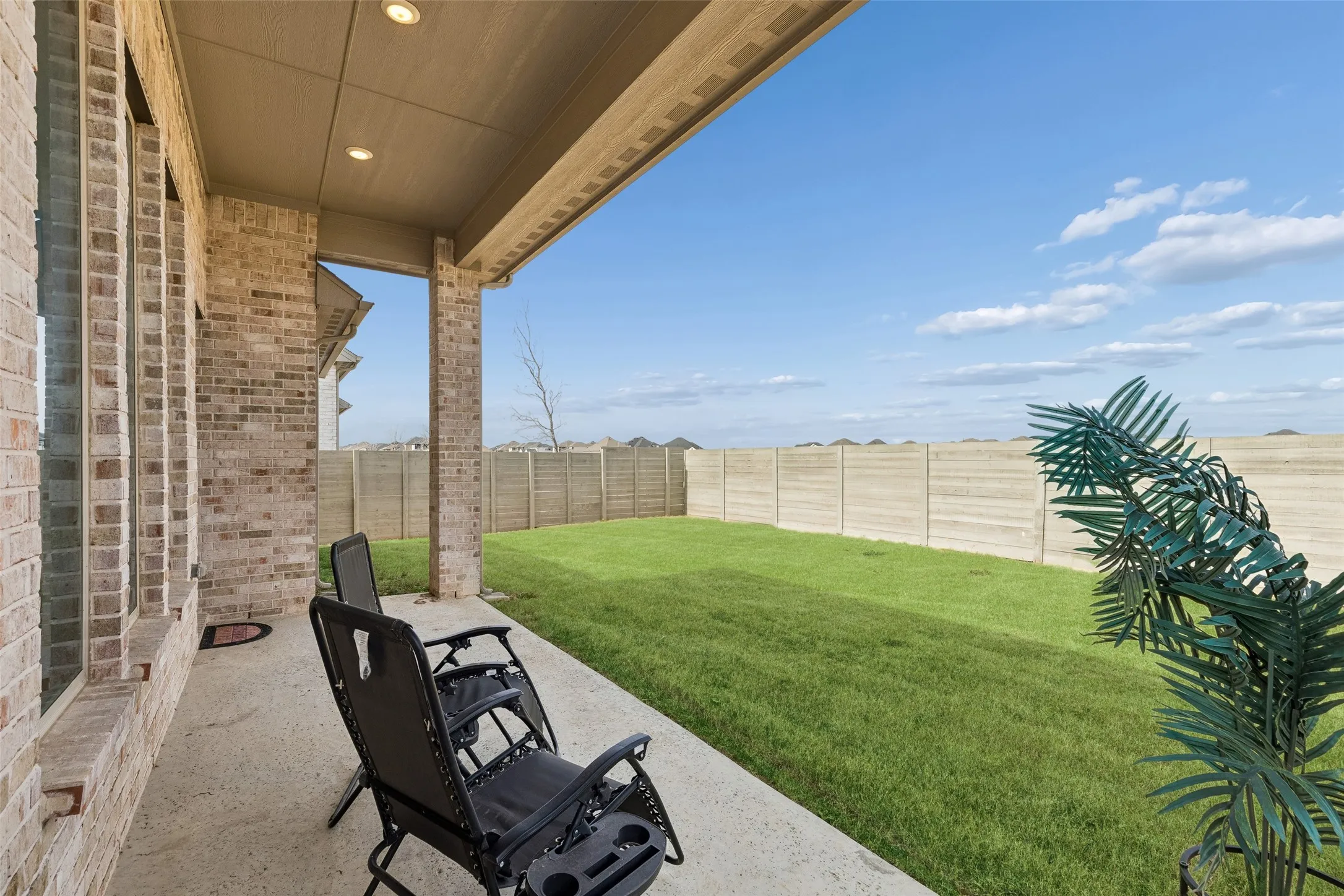Single Family Residence For Sale in Denton County , 1502 20th Street, Northlake, Texas 76226, 5 Bedroom, 5 Bathroom, 2 Garage spaces, 3,740 Sqft, built in 2023, mls#21304650, Real Estate Agent in Northlake, Homes For Sale in Denton county, Homes For Sale in Northlake, Realtor in Northlake Texas, Real Estate Brokerage Independent Realty Texas, Luminita Cordes Realtor