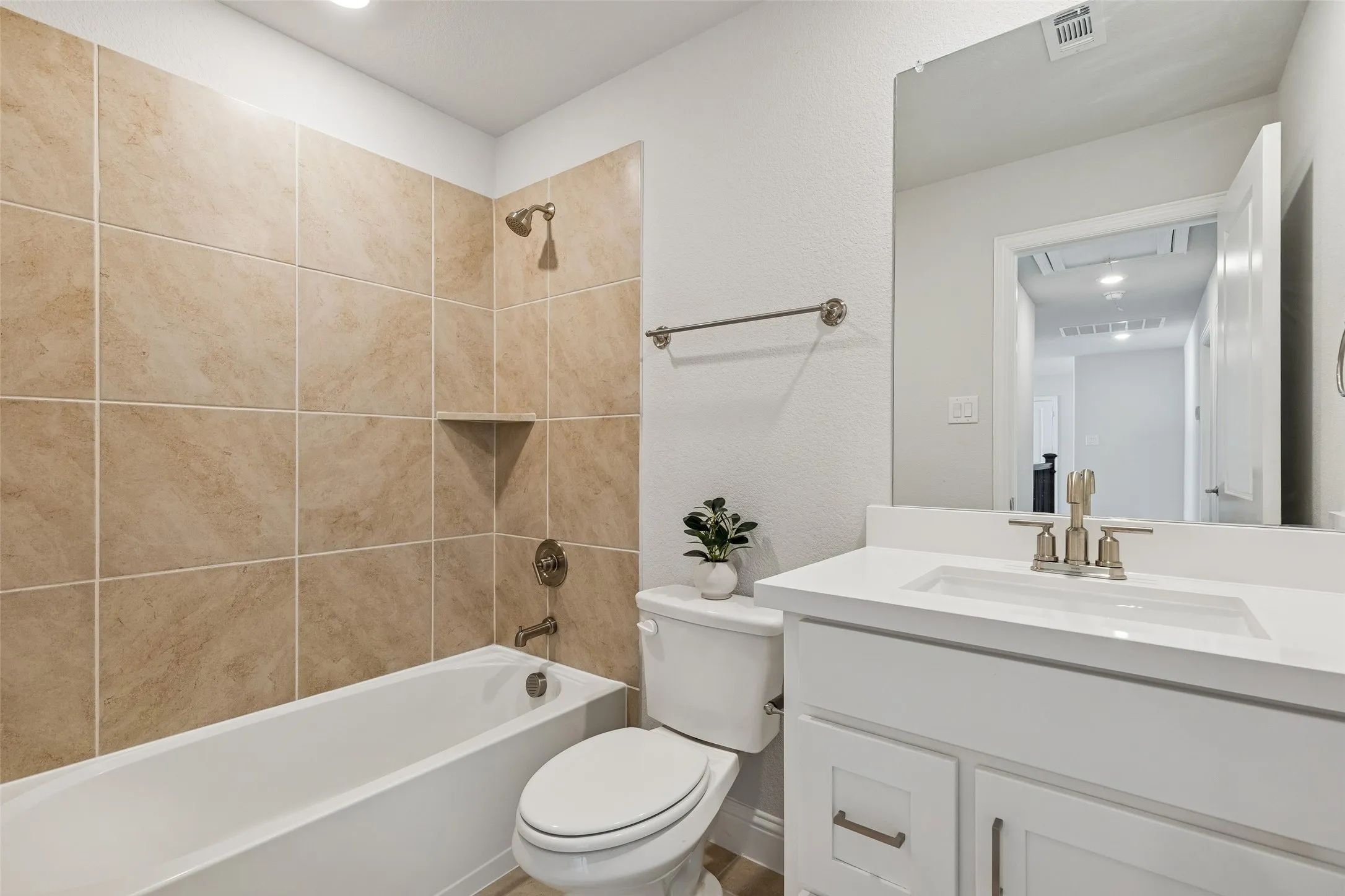 Single Family Residence For Sale in Denton County , 1502 20th Street, Northlake, Texas 76226, 5 Bedroom, 5 Bathroom, 2 Garage spaces, 3,740 Sqft, built in 2023, mls#21304650, Real Estate Agent in Northlake, Homes For Sale in Denton county, Homes For Sale in Northlake, Realtor in Northlake Texas, Real Estate Brokerage Independent Realty Texas, Luminita Cordes Realtor