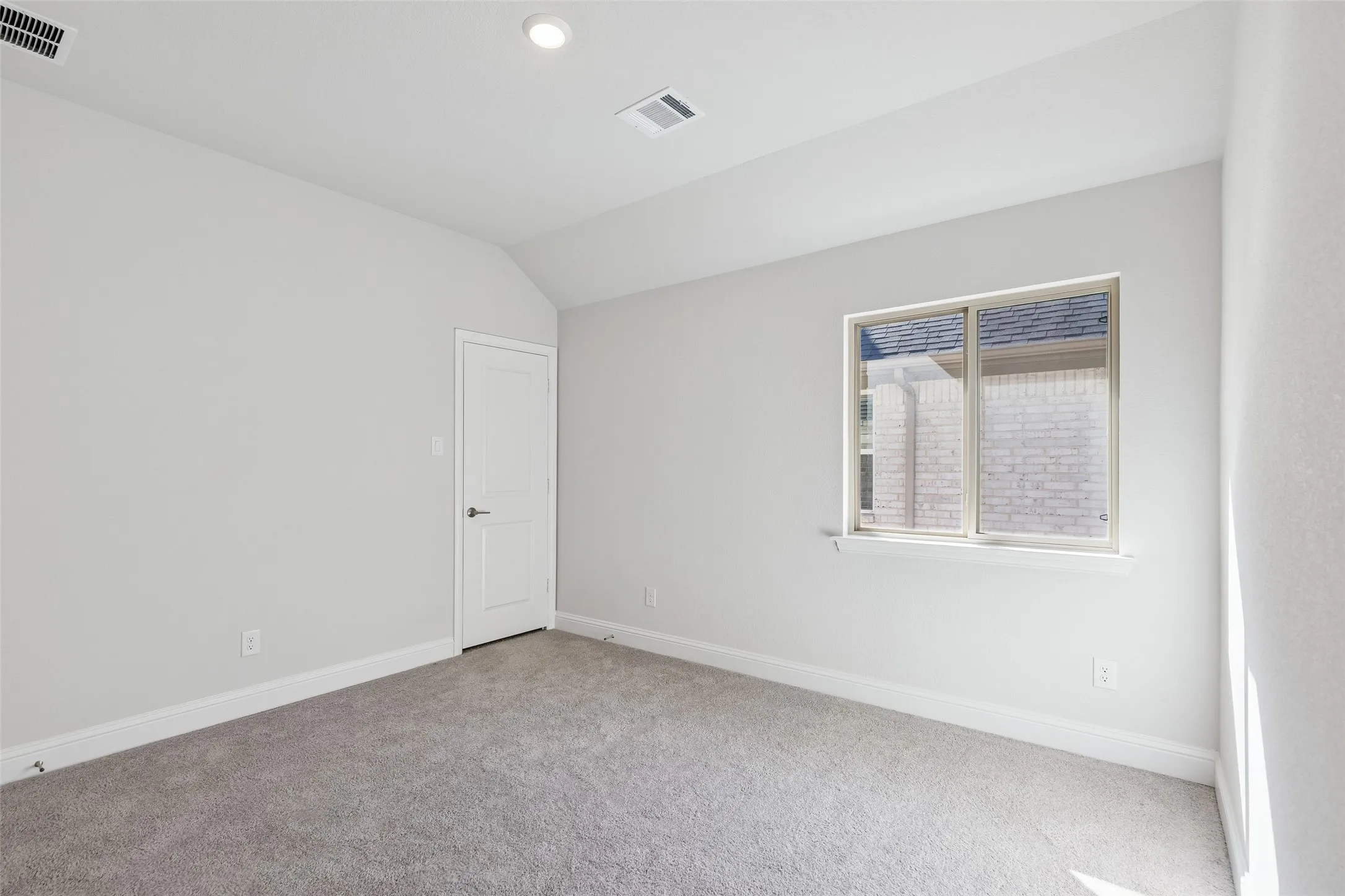 Single Family Residence For Sale in Denton County , 1502 20th Street, Northlake, Texas 76226, 5 Bedroom, 5 Bathroom, 2 Garage spaces, 3,740 Sqft, built in 2023, mls#21304650, Real Estate Agent in Northlake, Homes For Sale in Denton county, Homes For Sale in Northlake, Realtor in Northlake Texas, Real Estate Brokerage Independent Realty Texas, Luminita Cordes Realtor