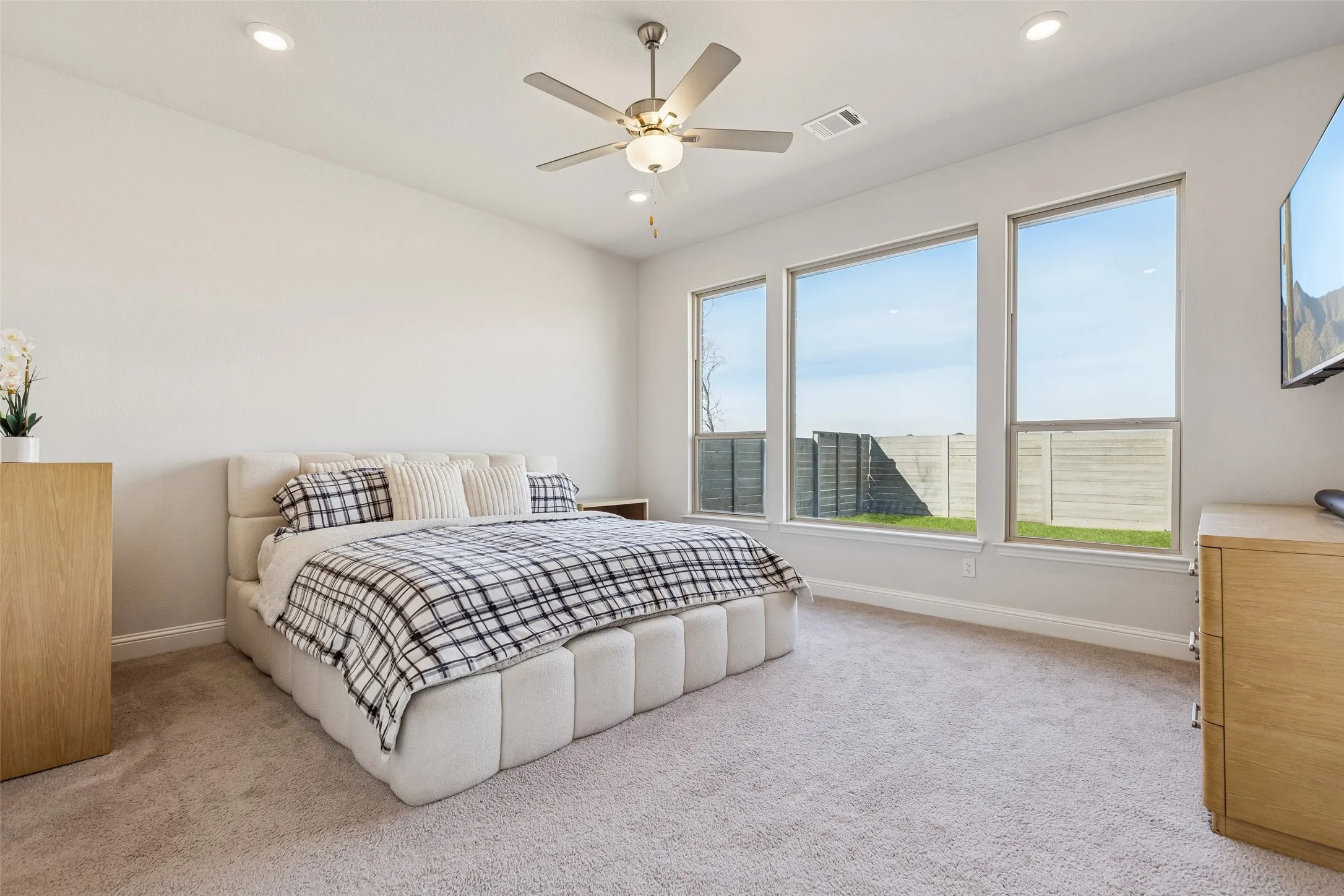 Single Family Residence For Sale in Denton County , 1502 20th Street, Northlake, Texas 76226, 5 Bedroom, 5 Bathroom, 2 Garage spaces, 3,740 Sqft, built in 2023, mls#21304650, Real Estate Agent in Northlake, Homes For Sale in Denton county, Homes For Sale in Northlake, Realtor in Northlake Texas, Real Estate Brokerage Independent Realty Texas, Luminita Cordes Realtor