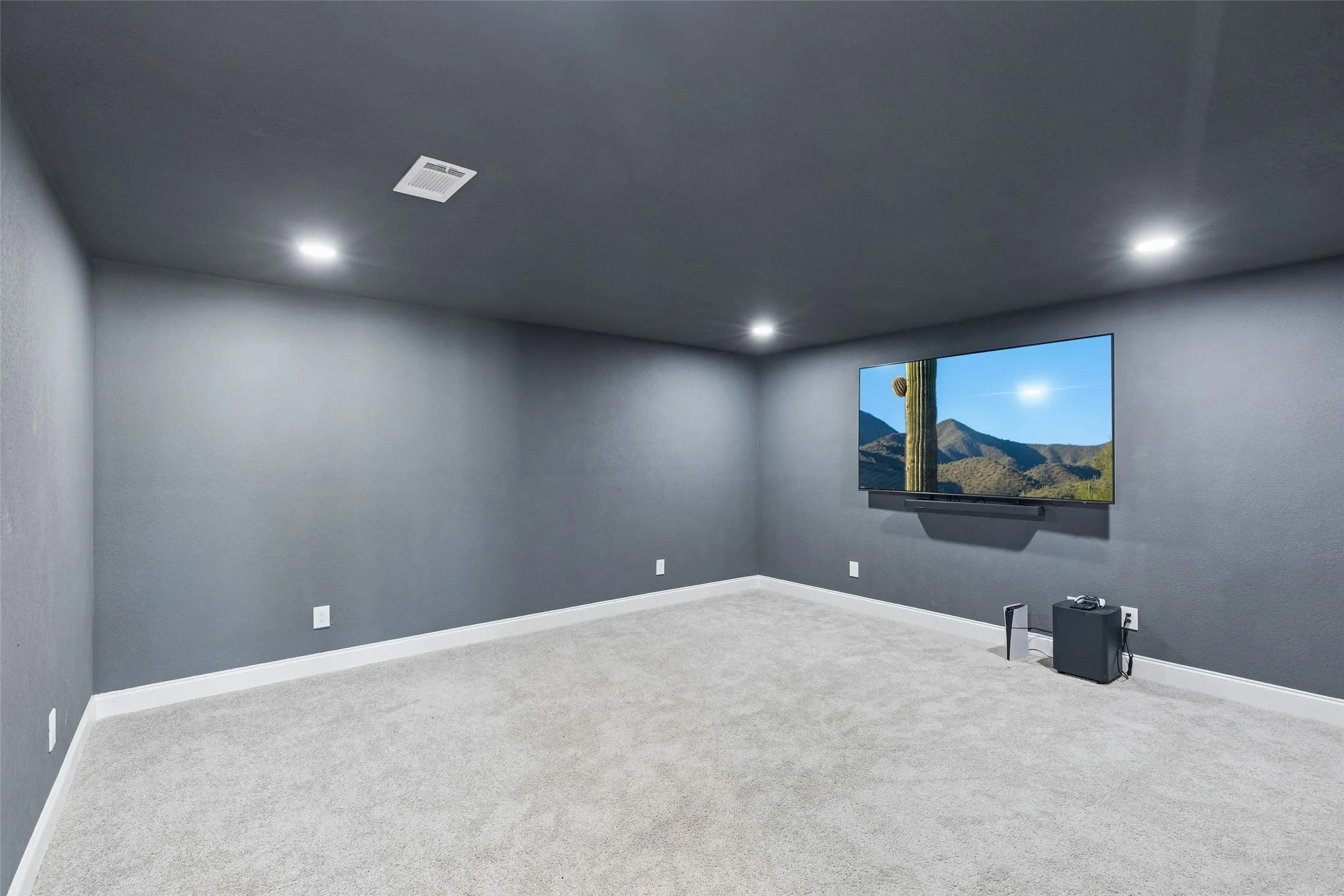 Single Family Residence For Sale in Denton County , 1502 20th Street, Northlake, Texas 76226, 5 Bedroom, 5 Bathroom, 2 Garage spaces, 3,740 Sqft, built in 2023, mls#21304650, Real Estate Agent in Northlake, Homes For Sale in Denton county, Homes For Sale in Northlake, Realtor in Northlake Texas, Real Estate Brokerage Independent Realty Texas, Luminita Cordes Realtor