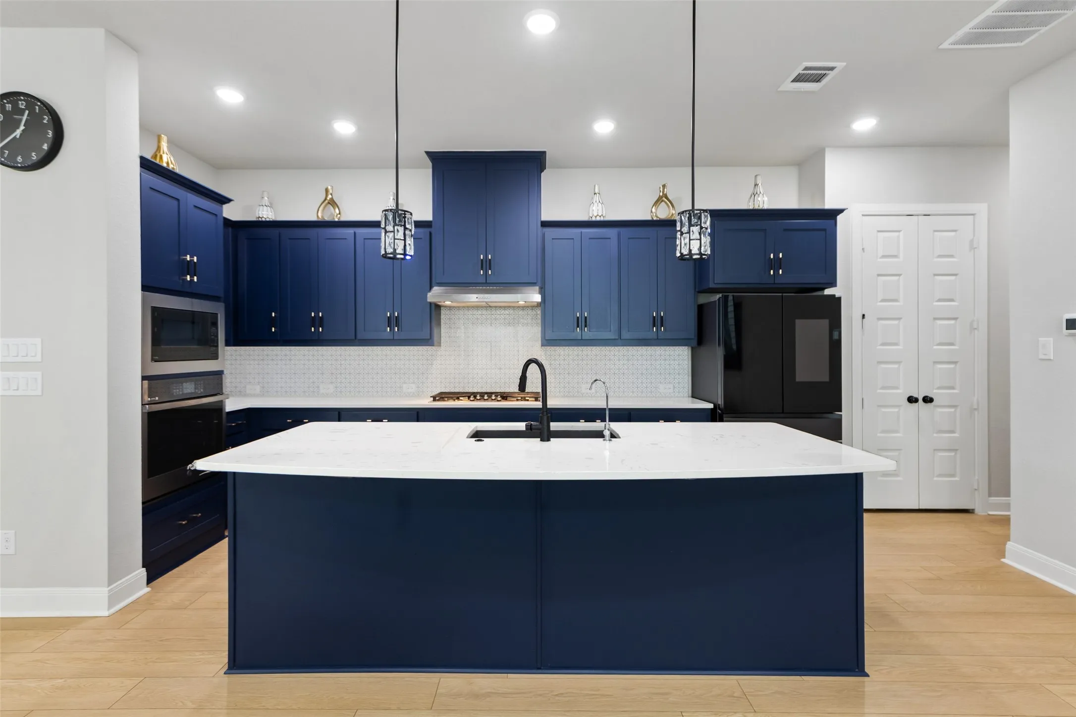 Single Family Residence For Sale in Denton County , 1047 Harmony Trail, Argyle, Texas 76226, 4 Bedroom, 3 Bathroom, 2 Garage spaces, 3,061 Sqft, built in 2024, Price $525,000, mls#21299097, Real Estate Agent in Argyle, Homes For Sale in Denton county, Homes For Sale in Argyle, Realtor in Argyle Texas, Real Estate Brokerage Independent Realty Texas, Luminita Cordes Realtor