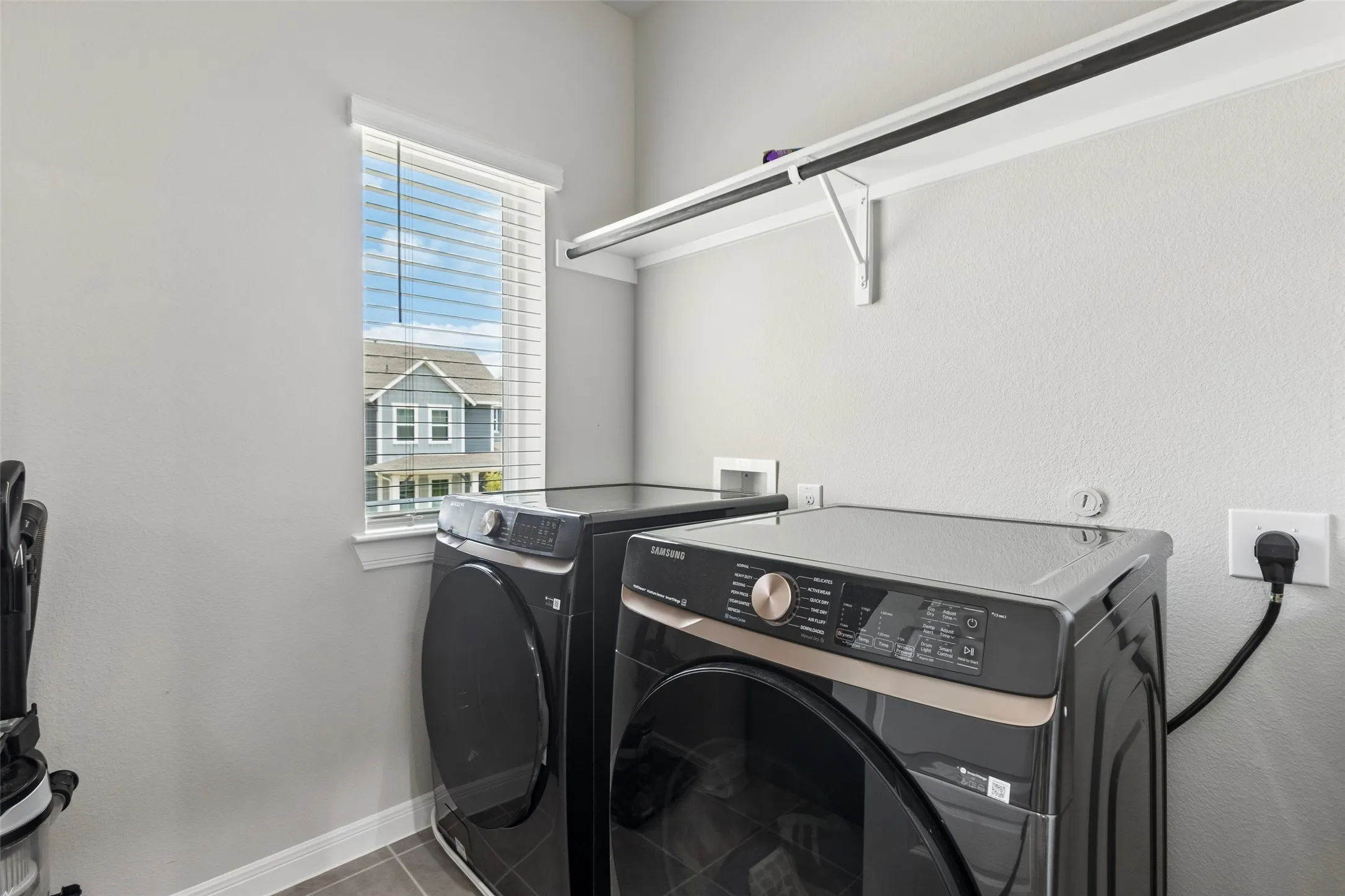 Single Family Residence For Sale in Denton County , 1047 Harmony Trail, Argyle, Texas 76226, 4 Bedroom, 3 Bathroom, 2 Garage spaces, 3,061 Sqft, built in 2024, Price $525,000, mls#21299097, Real Estate Agent in Argyle, Homes For Sale in Denton county, Homes For Sale in Argyle, Realtor in Argyle Texas, Real Estate Brokerage Independent Realty Texas, Luminita Cordes Realtor
