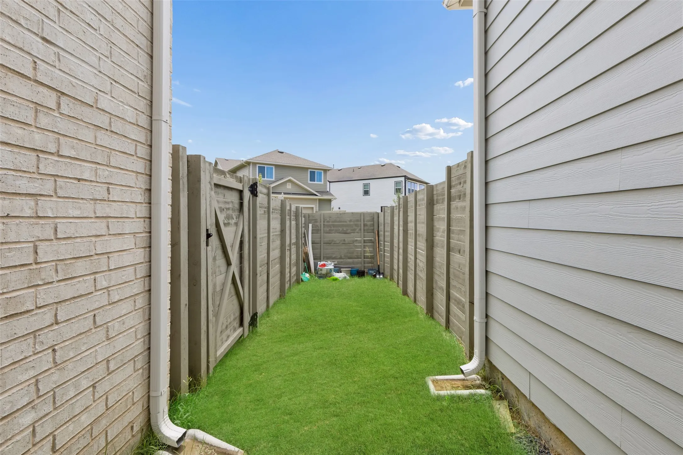 Single Family Residence For Sale in Denton County , 1047 Harmony Trail, Argyle, Texas 76226, 4 Bedroom, 3 Bathroom, 2 Garage spaces, 3,061 Sqft, built in 2024, Price $525,000, mls#21299097, Real Estate Agent in Argyle, Homes For Sale in Denton county, Homes For Sale in Argyle, Realtor in Argyle Texas, Real Estate Brokerage Independent Realty Texas, Luminita Cordes Realtor
