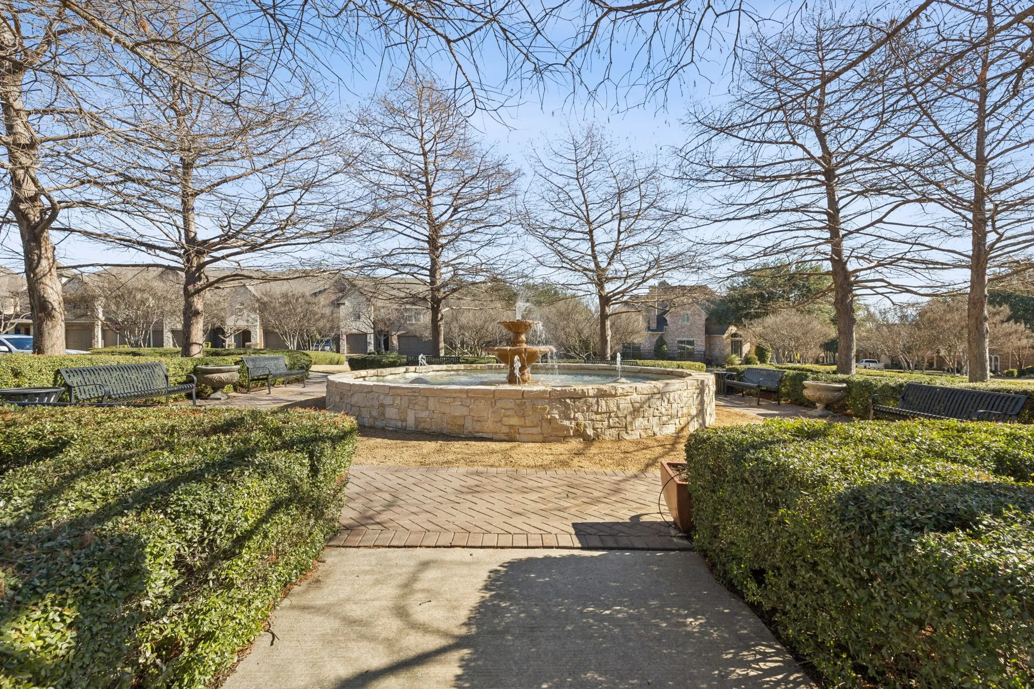 Townhouse For Sale in Collin County , 5452 Balmoral Drive, Frisco, Texas 75034, 3 Bedrooms, 3 Bathrooms, 2 Garage spaces, 2,238 Sqft, built in 2001, Price $600,000, mls#21304691, Real Estate Agent in Frisco, Homes For Sale in Collin county, Homes For Sale in Frisco, Realtor in Frisco Texas, Real Estate Brokerage Independent Realty Texas, Luminita Cordes Realtor