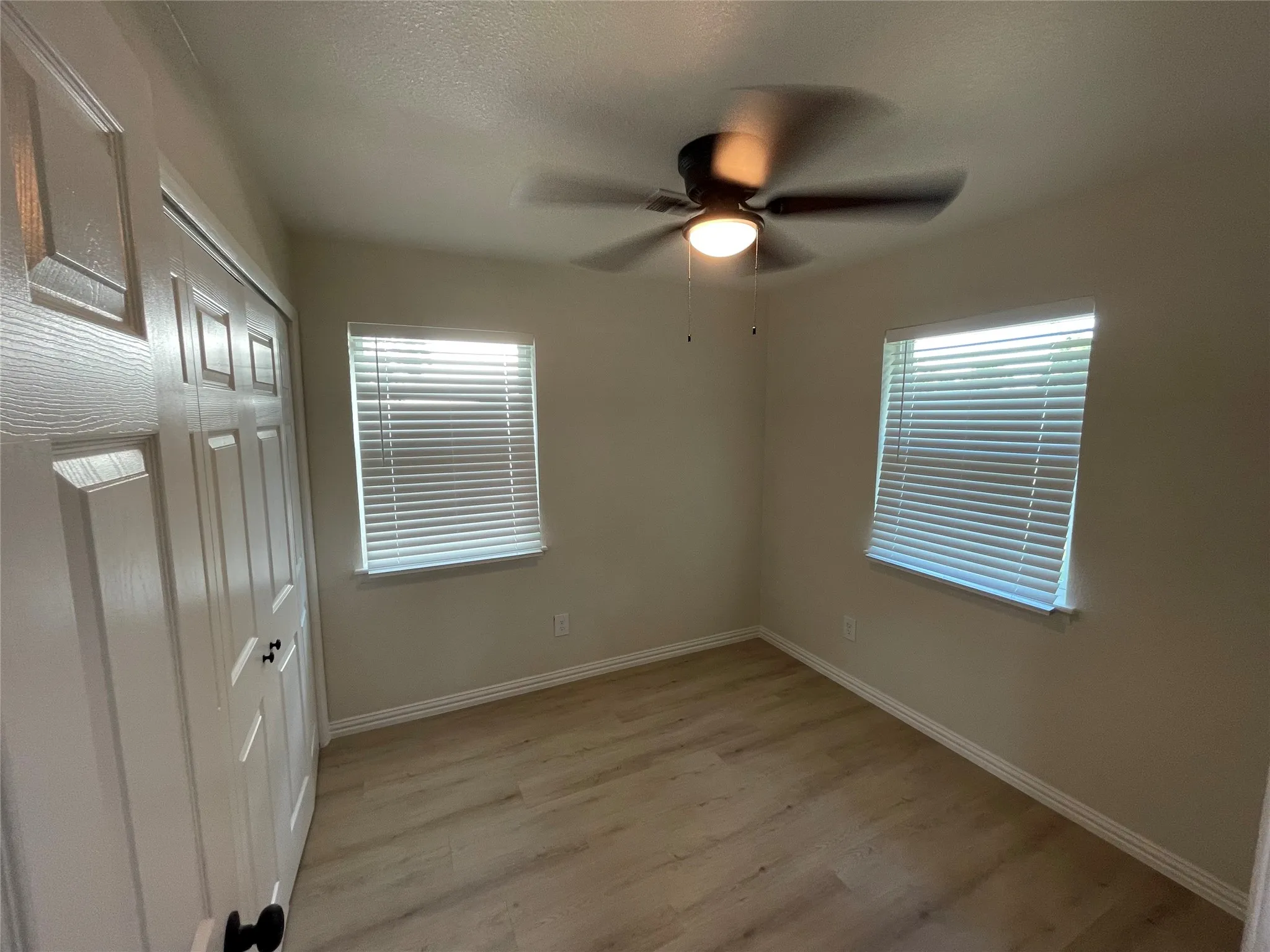 Single Family Residence For Rent in Dallas County , 305 Jenny Kay Lane, Irving, Texas 75060, 4 Bedrooms, 2 Bathrooms, Garage spaces, 1,169 Sqft, built in 1959, Price $2,450, mls#21304791, Real Estate Agent in Irving, Homes For Rent in Dallas county, Homes For Rent in Irving, Realtor in Irving Texas, Real Estate Brokerage Independent Realty Texas, Luminita Cordes Realtor