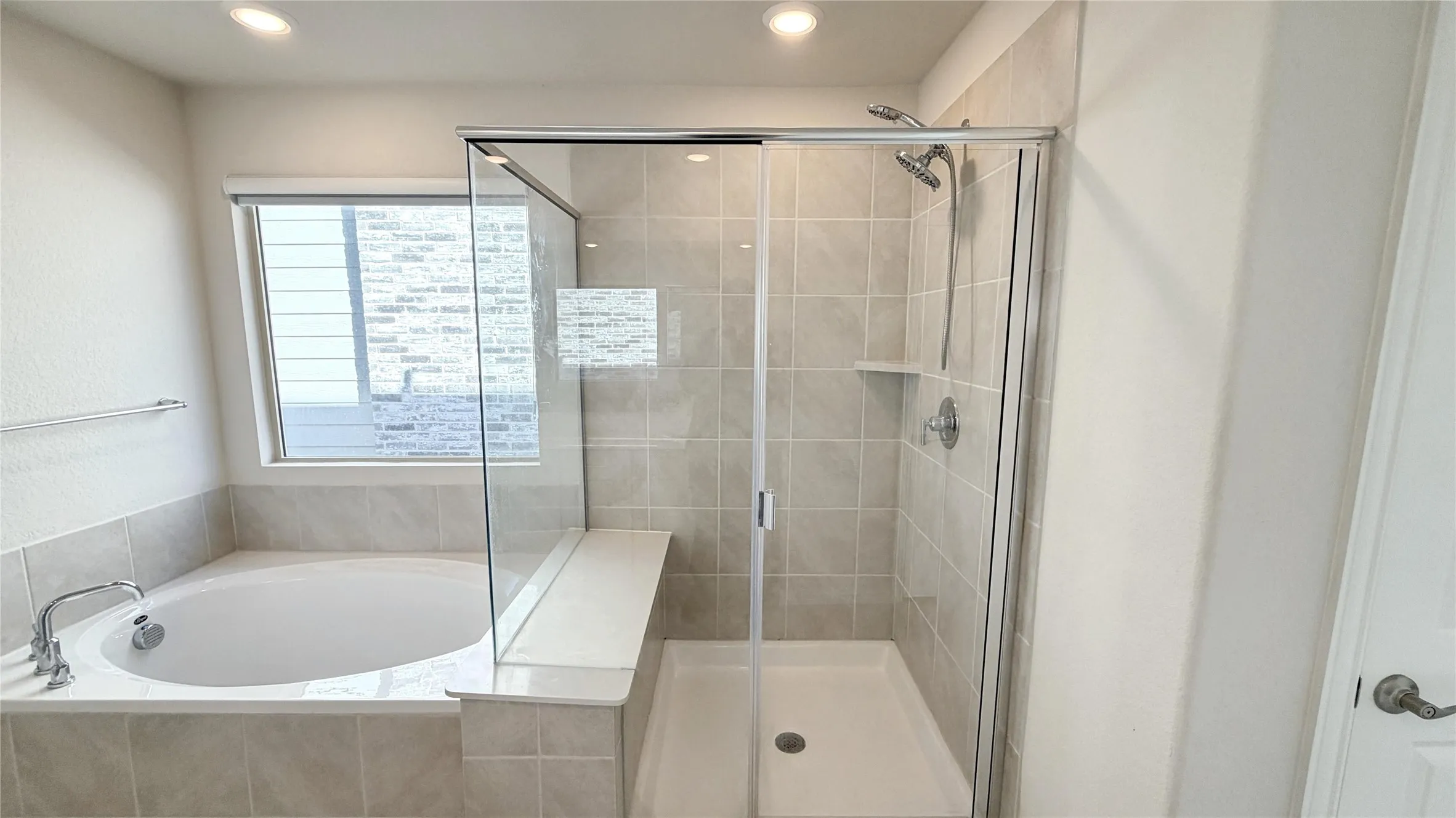 Single Family Residence For Rent in Denton County , 2653 Acadia Drive, Corinth, Texas 76210, 4 Bedroom, 3 Bathroom, 2 Garage spaces, 2,464 Sqft, built in 2023, mls#21304556, Real Estate Agent in Corinth, Homes For Rent in Denton county, Homes For Rent in Corinth, Realtor in Corinth Texas, Real Estate Brokerage Independent Realty Texas, Luminita Cordes Realtor