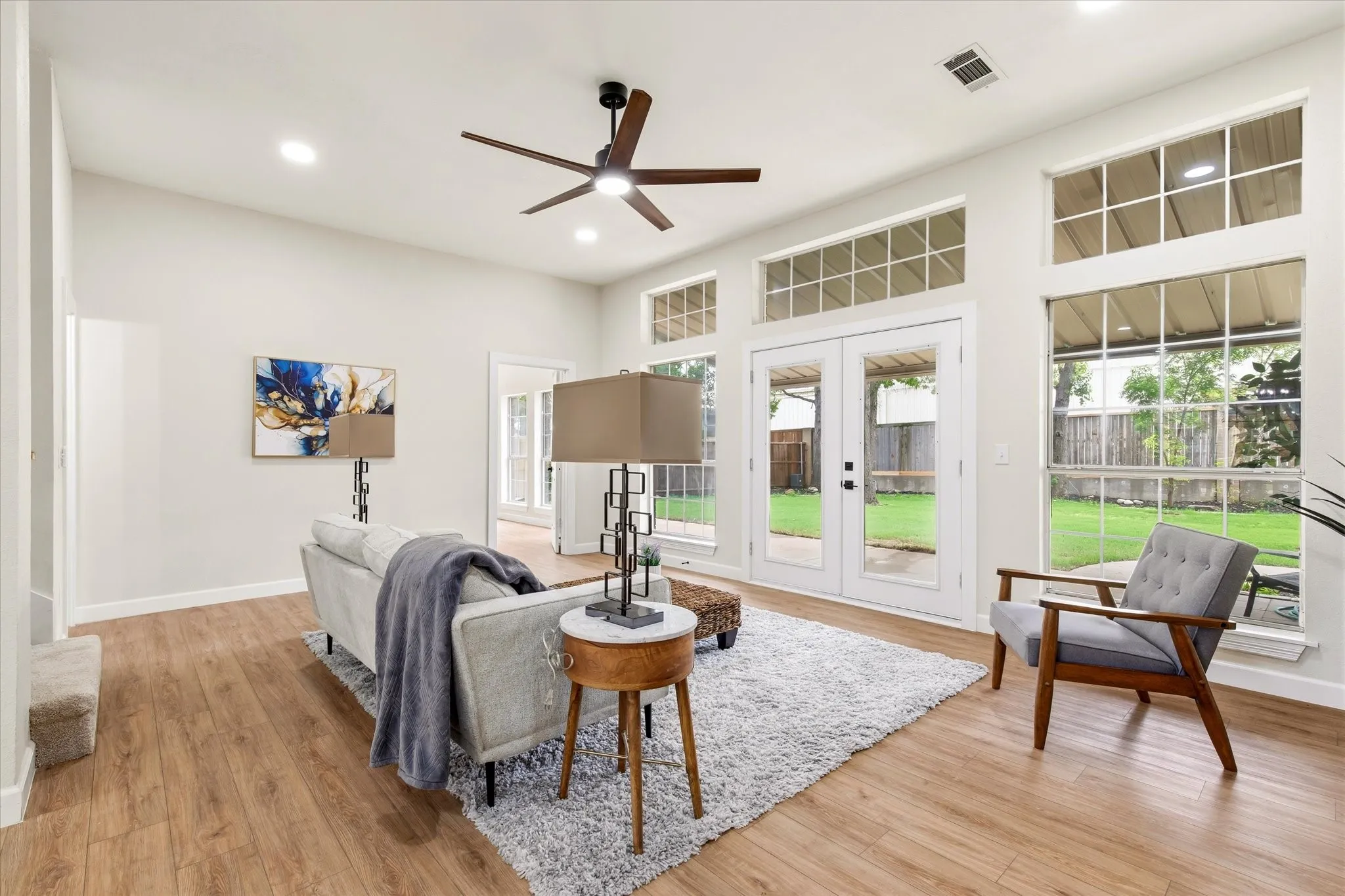Single Family Residence For Sale in Denton County , 634 Meadowcrest Drive, Highland Village, Texas 75077, 4 Bedroom, 3 Bathroom, 2 Garage spaces, 3,146 Sqft, built in 1990, mls#21304786, Real Estate Agent in Highland Village, Homes For Sale in Denton county, Homes For Sale in Highland Village, Realtor in Highland Village Texas, Real Estate Brokerage Independent Realty Texas, Luminita Cordes Realtor