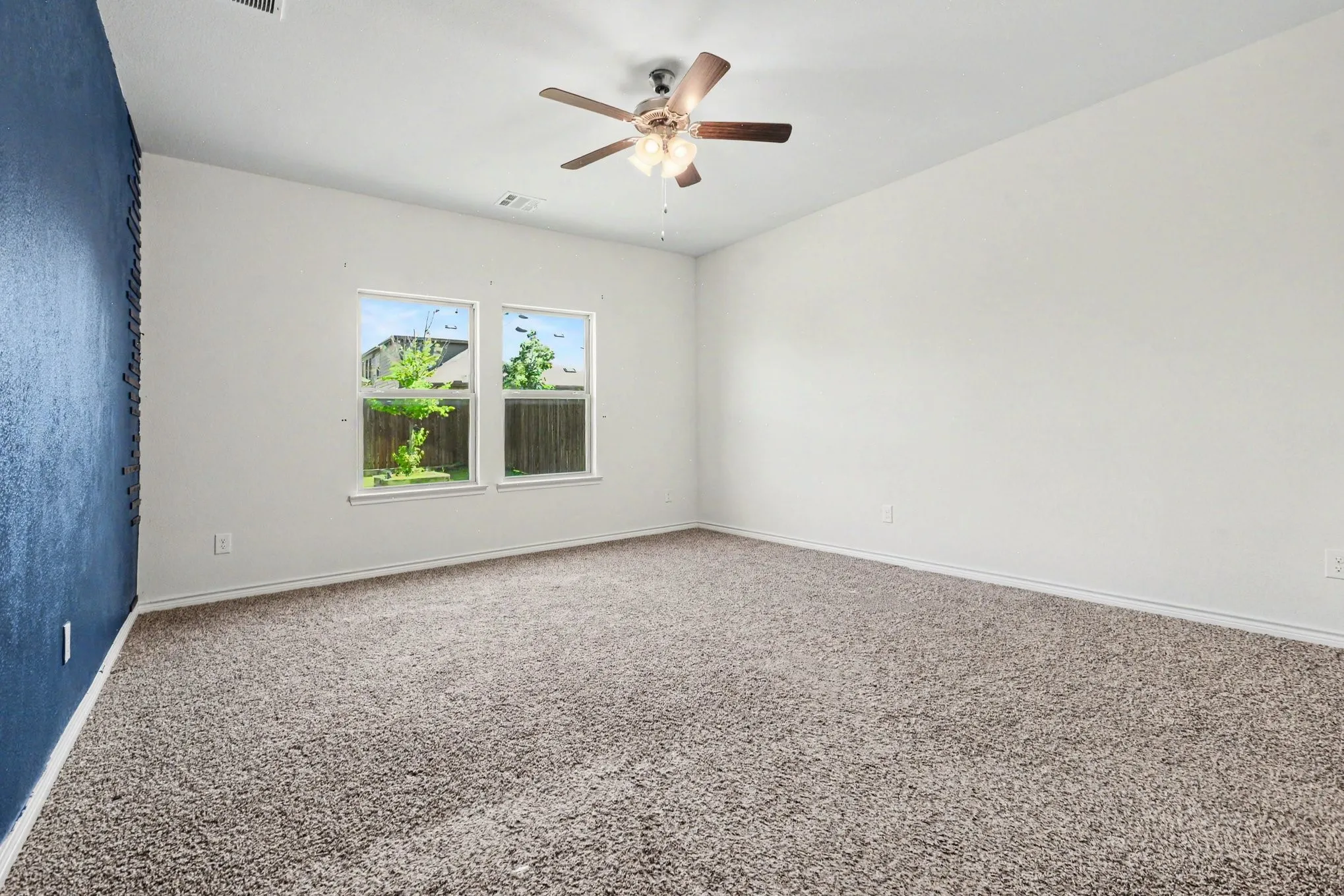 Single Family Residence For Sale in Denton County , 10600 Breezeway Drive, Aubrey, Texas 76227, 4 Bedroom, 3 Bathroom, 2 Garage spaces, 2,388 Sqft, built in 2023, mls#21303452, Real Estate Agent in Aubrey, Homes For Sale in Denton county, Homes For Sale in Aubrey, Realtor in Aubrey Texas, Real Estate Brokerage Independent Realty Texas, Luminita Cordes Realtor