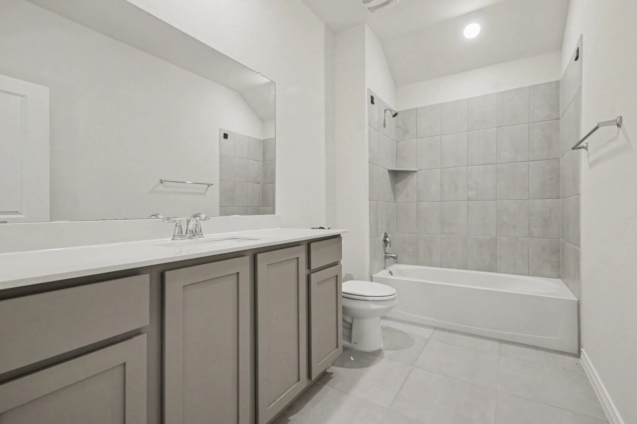 Single Family Residence For Sale in Denton County , 10600 Breezeway Drive, Aubrey, Texas 76227, 4 Bedroom, 3 Bathroom, 2 Garage spaces, 2,388 Sqft, built in 2023, mls#21303452, Real Estate Agent in Aubrey, Homes For Sale in Denton county, Homes For Sale in Aubrey, Realtor in Aubrey Texas, Real Estate Brokerage Independent Realty Texas, Luminita Cordes Realtor