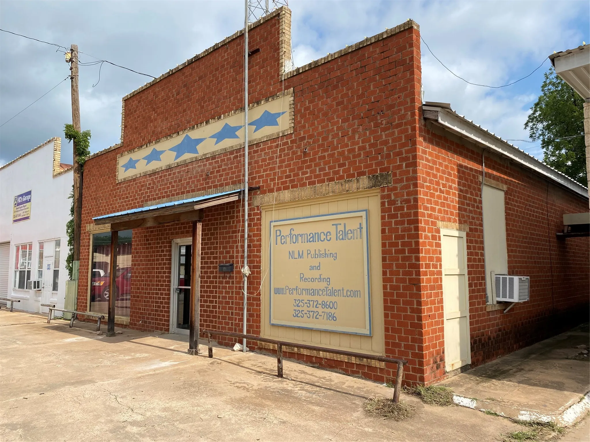 Business For Sale in San Saba County , 111 E Wallace Highway, San Saba, Texas 76877, 0, 0, Garage spaces, 0 Sqft, built in 1930, mls#21304813, Real Estate Agent in San Saba, Homes For Sale in San Saba county, Homes For Sale in San Saba, Realtor in San Saba Texas, Real Estate Brokerage Independent Realty Texas, Luminita Cordes Realtor