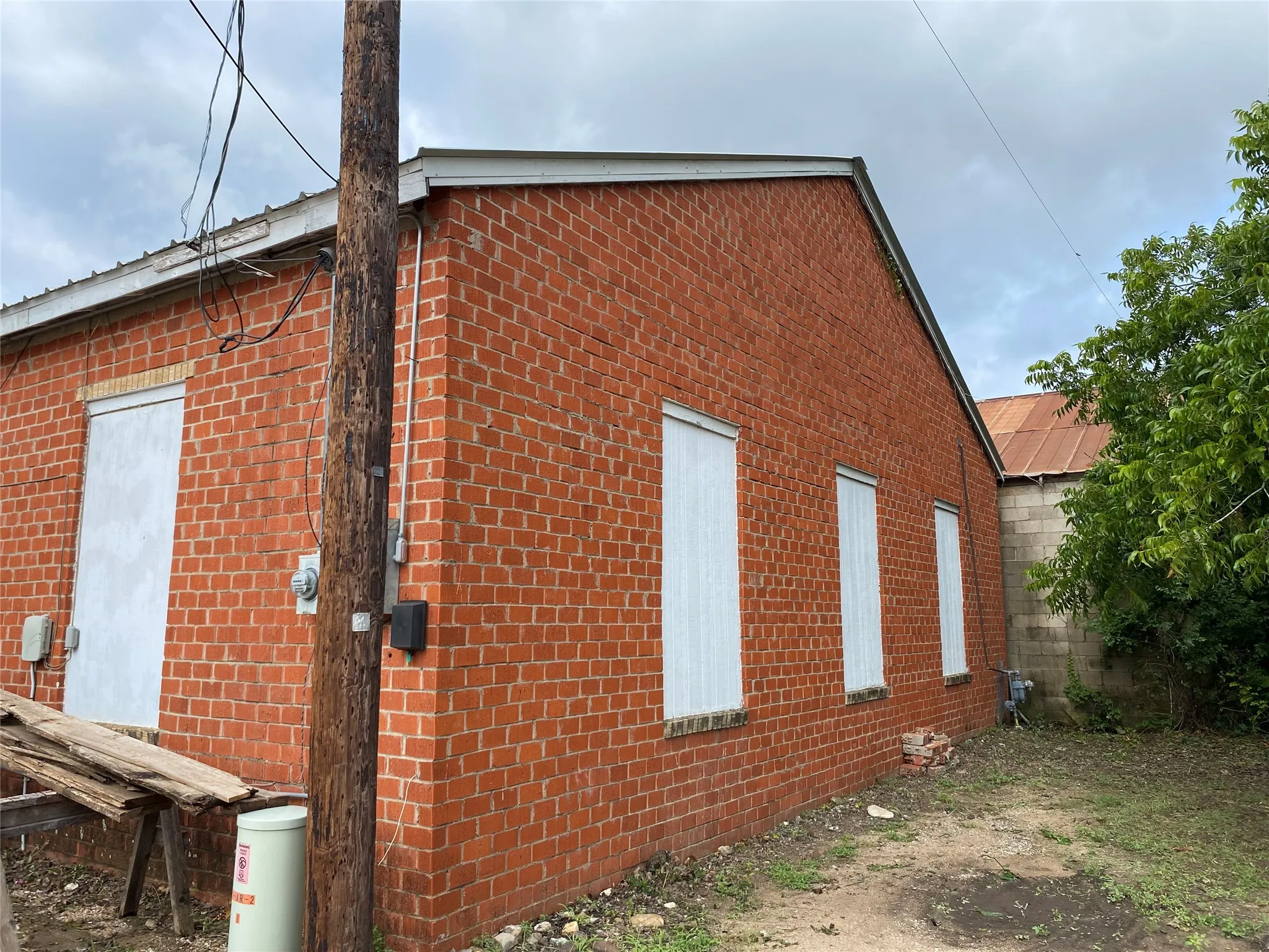 Business For Sale in San Saba County , 111 E Wallace Highway, San Saba, Texas 76877, 0, 0, Garage spaces, 0 Sqft, built in 1930, mls#21304813, Real Estate Agent in San Saba, Homes For Sale in San Saba county, Homes For Sale in San Saba, Realtor in San Saba Texas, Real Estate Brokerage Independent Realty Texas, Luminita Cordes Realtor
