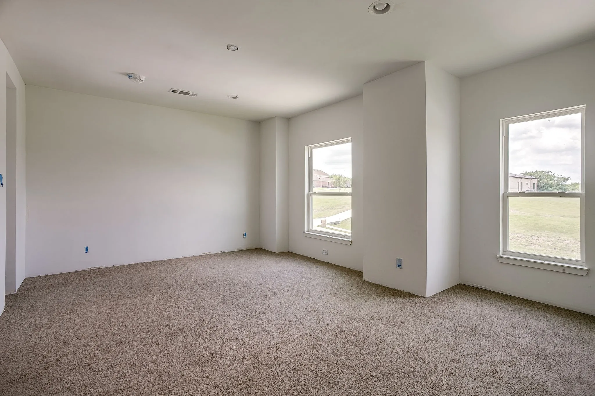 Single Family Residence For Sale in Dallas County , 3124 Koscher Drive, Grand Prairie, Texas 75104, 5 Bedroom, 8 Bathroom, 4 Garage spaces, 6,423 Sqft, built in 2019, mls#21304611, Real Estate Agent in Grand Prairie, Homes For Sale in Dallas county, Homes For Sale in Grand Prairie, Realtor in Grand Prairie Texas, Real Estate Brokerage Independent Realty Texas, Luminita Cordes Realtor