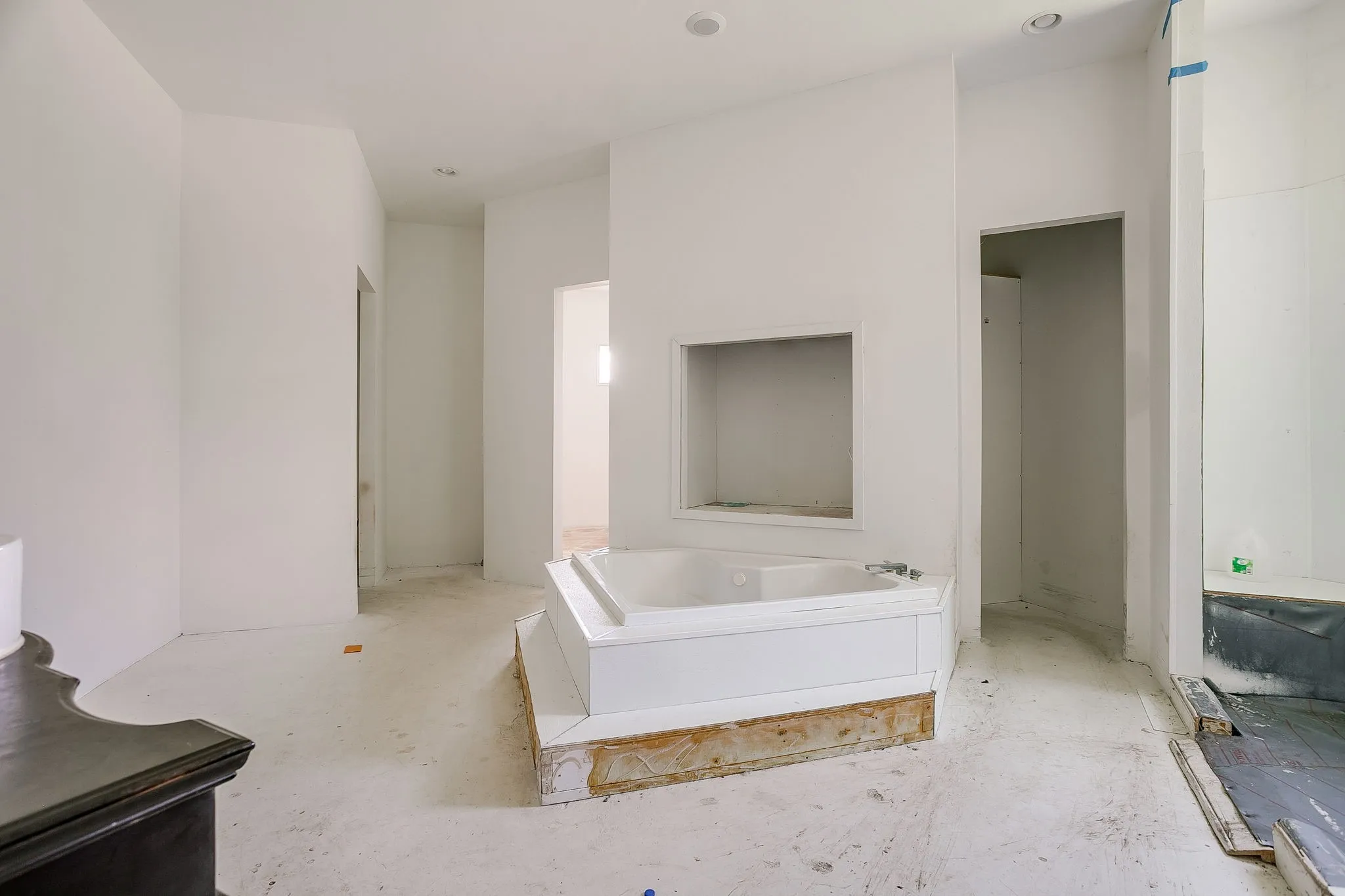 Single Family Residence For Sale in Dallas County , 3124 Koscher Drive, Grand Prairie, Texas 75104, 5 Bedroom, 8 Bathroom, 4 Garage spaces, 6,423 Sqft, built in 2019, mls#21304611, Real Estate Agent in Grand Prairie, Homes For Sale in Dallas county, Homes For Sale in Grand Prairie, Realtor in Grand Prairie Texas, Real Estate Brokerage Independent Realty Texas, Luminita Cordes Realtor