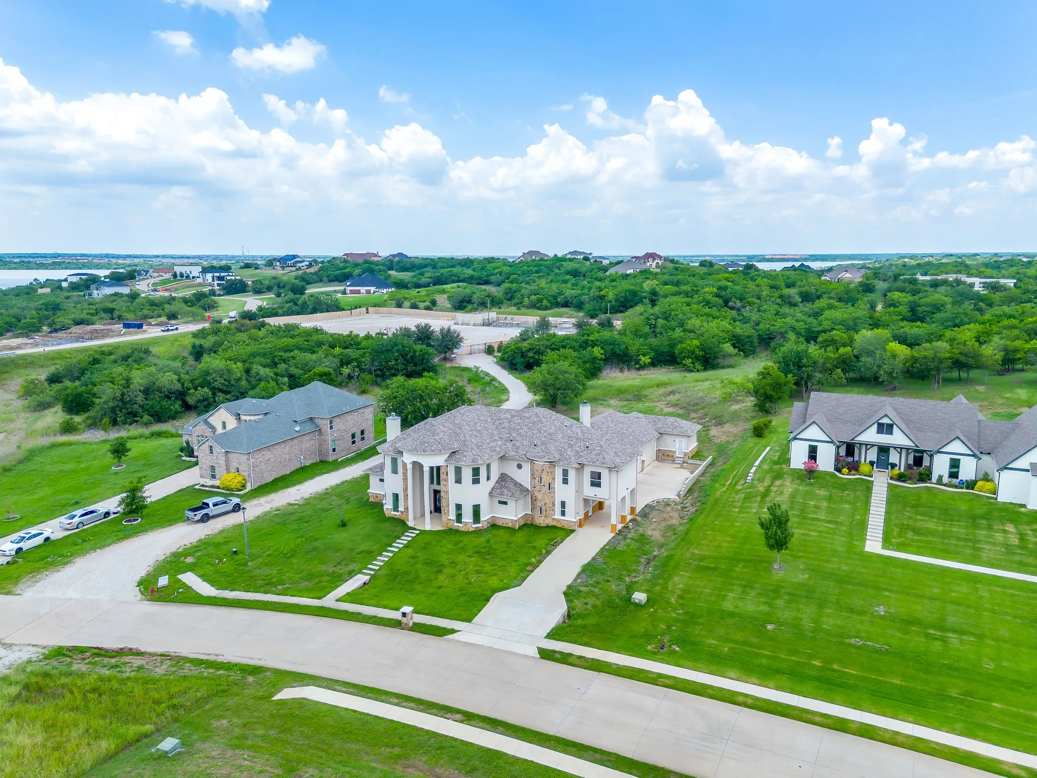 Single Family Residence For Sale in Dallas County , 3124 Koscher Drive, Grand Prairie, Texas 75104, 5 Bedroom, 8 Bathroom, 4 Garage spaces, 6,423 Sqft, built in 2019, mls#21304611, Real Estate Agent in Grand Prairie, Homes For Sale in Dallas county, Homes For Sale in Grand Prairie, Realtor in Grand Prairie Texas, Real Estate Brokerage Independent Realty Texas, Luminita Cordes Realtor