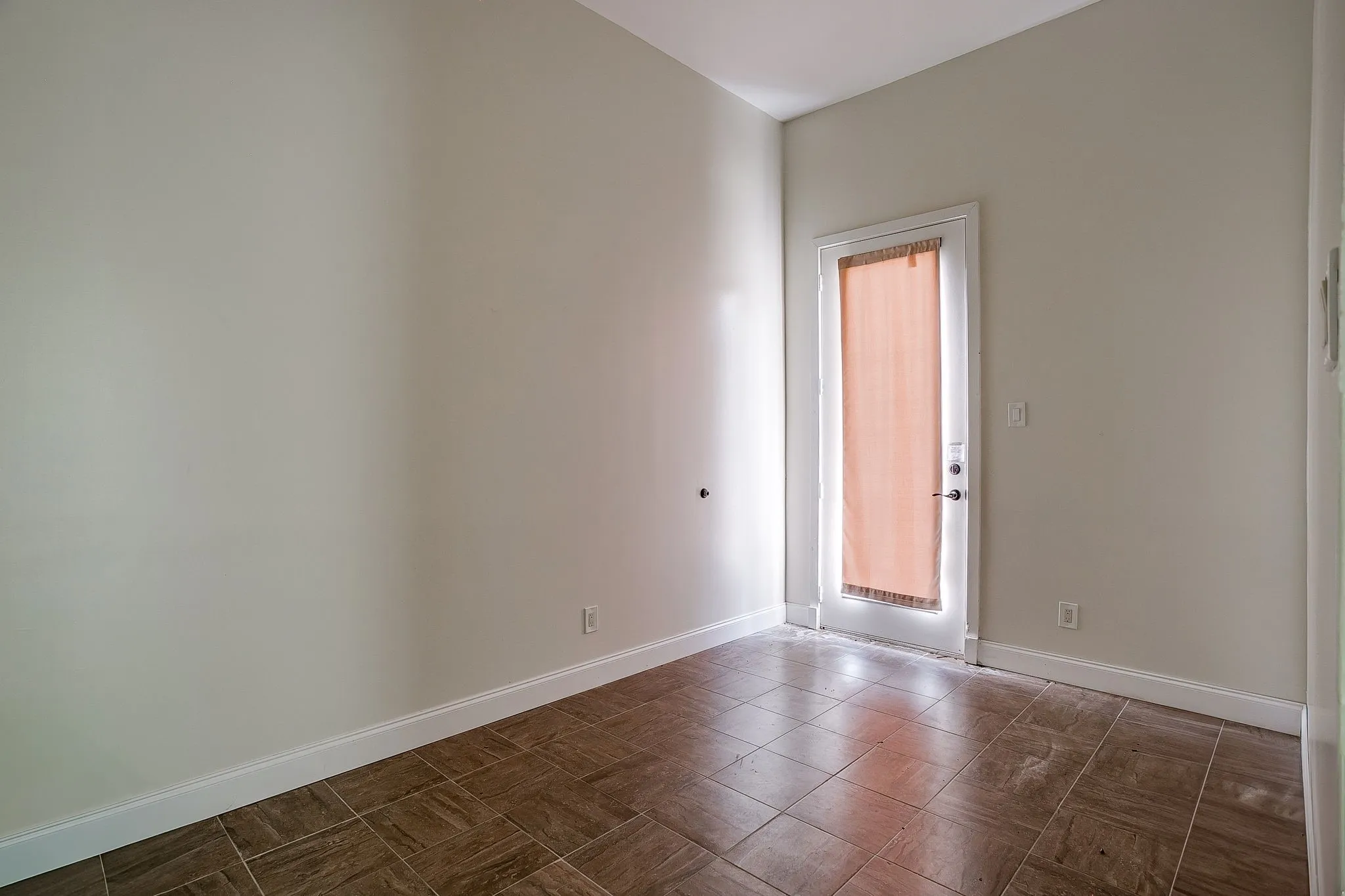 Single Family Residence For Sale in Dallas County , 3124 Koscher Drive, Grand Prairie, Texas 75104, 5 Bedroom, 8 Bathroom, 4 Garage spaces, 6,423 Sqft, built in 2019, mls#21304611, Real Estate Agent in Grand Prairie, Homes For Sale in Dallas county, Homes For Sale in Grand Prairie, Realtor in Grand Prairie Texas, Real Estate Brokerage Independent Realty Texas, Luminita Cordes Realtor