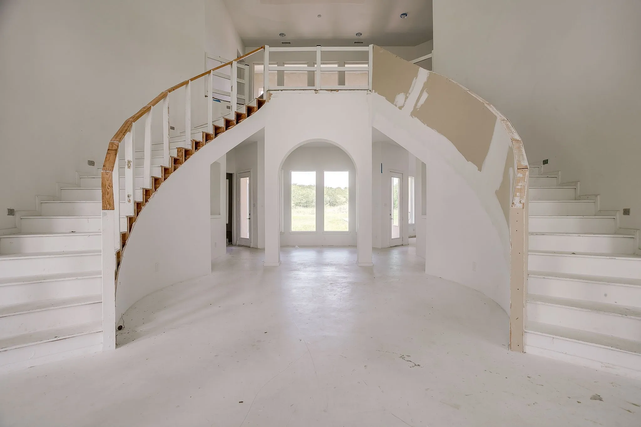 Single Family Residence For Sale in Dallas County , 3124 Koscher Drive, Grand Prairie, Texas 75104, 5 Bedroom, 8 Bathroom, 4 Garage spaces, 6,423 Sqft, built in 2019, mls#21304611, Real Estate Agent in Grand Prairie, Homes For Sale in Dallas county, Homes For Sale in Grand Prairie, Realtor in Grand Prairie Texas, Real Estate Brokerage Independent Realty Texas, Luminita Cordes Realtor
