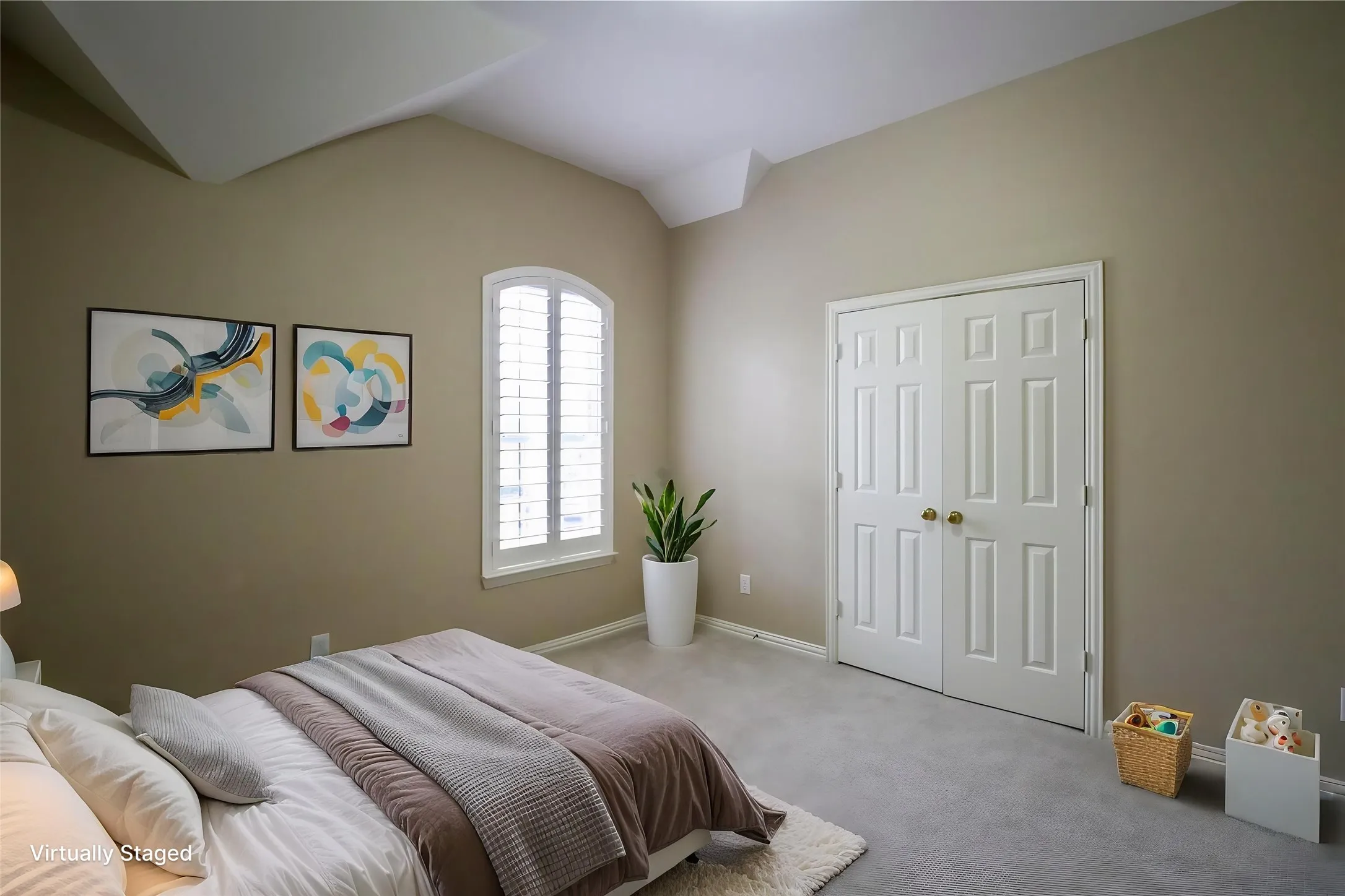Single Family Residence For Sale in Dallas County , 9130 Bottlebrush Lane, Irving, Texas 75063, 4 Bedroom, 3 Bathroom, 2 Garage spaces, 3,600 Sqft, built in 2001, mls#21304230, Real Estate Agent in Irving, Homes For Sale in Dallas county, Homes For Sale in Irving, Realtor in Irving Texas, Real Estate Brokerage Independent Realty Texas, Luminita Cordes Realtor