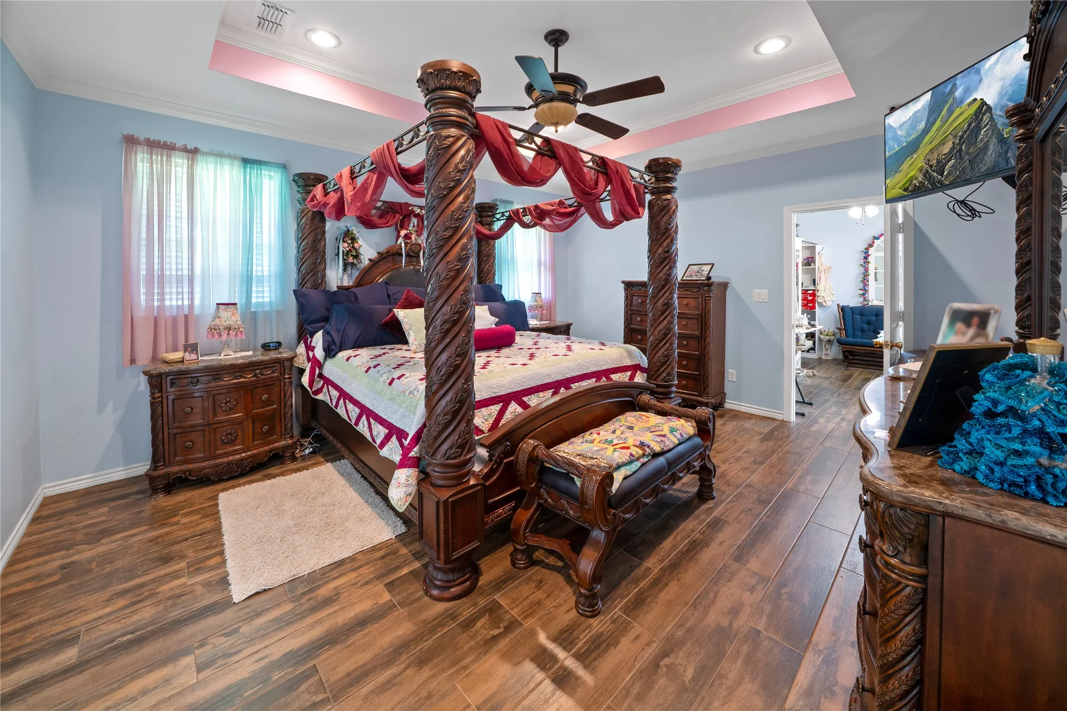 Single Family Residence For Sale in Smith County , 14226 County Road 434, Lindale, Texas 75771, 3 Bedroom, 3 Bathroom, 5 Garage spaces, 3,026 Sqft, built in 2007, mls#21304288, Real Estate Agent in Lindale, Homes For Sale in Smith county, Homes For Sale in Lindale, Realtor in Lindale Texas, Real Estate Brokerage Independent Realty Texas, Luminita Cordes Realtor