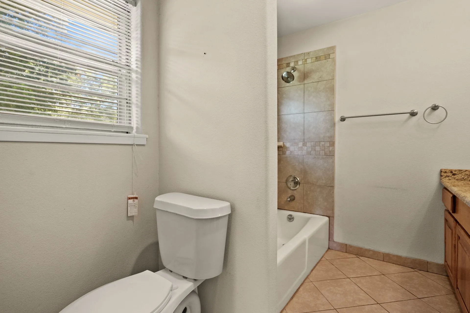 Single Family Residence For Sale in Titus County , 119 Billy Daniels, Mt Pleasant, Texas 75455, 3 Bedrooms, 2 Bathrooms, Garage spaces, 2,145 Sqft, built in 1975, Price $295,000, mls#21304819, Real Estate Agent in Mt Pleasant, Homes For Sale in Titus county, Homes For Sale in Mt Pleasant, Realtor in Mt Pleasant Texas, Real Estate Brokerage Independent Realty Texas, Luminita Cordes Realtor