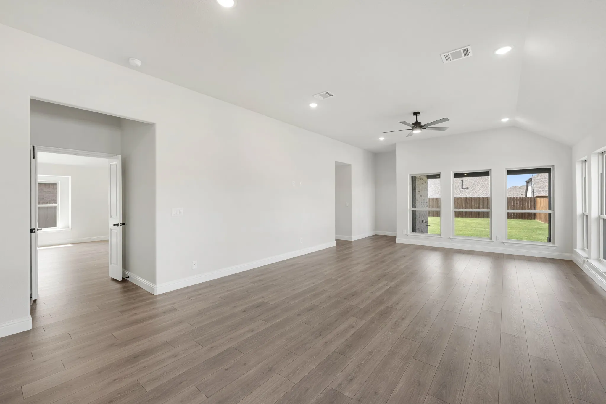 Single Family Residence For Sale in Rockwall County , 4010 Rio Run, Royse City, Texas 75189, 4 Bedroom, 3 Bathroom, 3 Garage spaces, 2,454 Sqft, built in 2026, mls#21304846, Real Estate Agent in Royse City, Homes For Sale in Rockwall county, Homes For Sale in Royse City, Realtor in Royse City Texas, Real Estate Brokerage Independent Realty Texas, Luminita Cordes Realtor