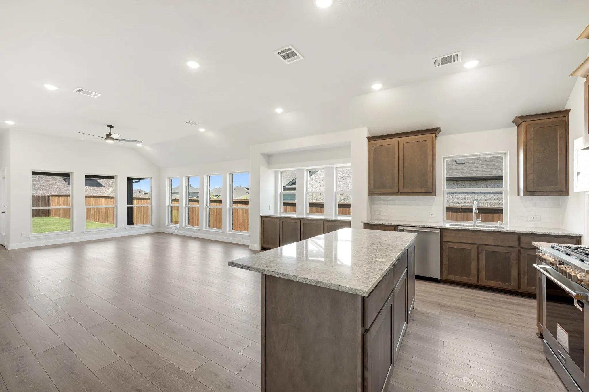 Single Family Residence For Sale in Rockwall County , 4010 Rio Run, Royse City, Texas 75189, 4 Bedroom, 3 Bathroom, 3 Garage spaces, 2,454 Sqft, built in 2026, mls#21304846, Real Estate Agent in Royse City, Homes For Sale in Rockwall county, Homes For Sale in Royse City, Realtor in Royse City Texas, Real Estate Brokerage Independent Realty Texas, Luminita Cordes Realtor
