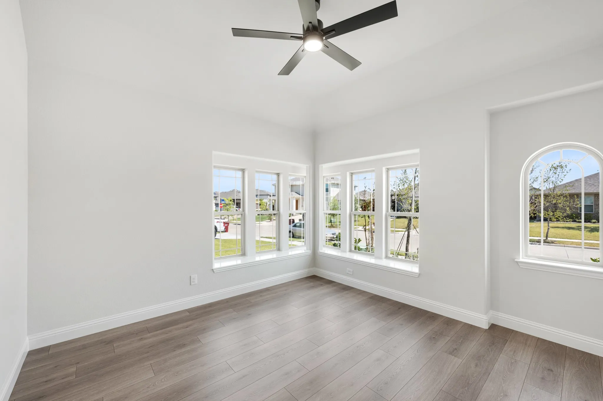 Single Family Residence For Sale in Rockwall County , 4010 Rio Run, Royse City, Texas 75189, 4 Bedroom, 3 Bathroom, 3 Garage spaces, 2,454 Sqft, built in 2026, mls#21304846, Real Estate Agent in Royse City, Homes For Sale in Rockwall county, Homes For Sale in Royse City, Realtor in Royse City Texas, Real Estate Brokerage Independent Realty Texas, Luminita Cordes Realtor