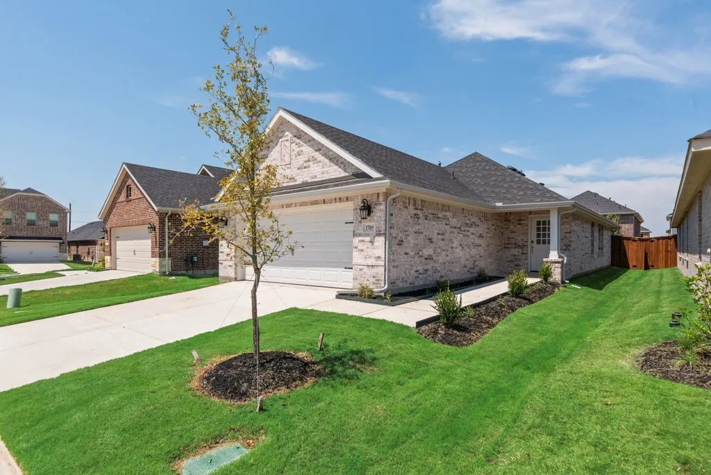 Single Family Residence For Sale in Kaufman County , 1705 Sandy Pond Street, Forney, Texas 75126, 3 Bedroom, 2 Bathroom, 2 Garage spaces, 1,447 Sqft, built in 2026, mls#21304787, Real Estate Agent in Forney, Homes For Sale in Kaufman county, Homes For Sale in Forney, Realtor in Forney Texas, Real Estate Brokerage Independent Realty Texas, Luminita Cordes Realtor