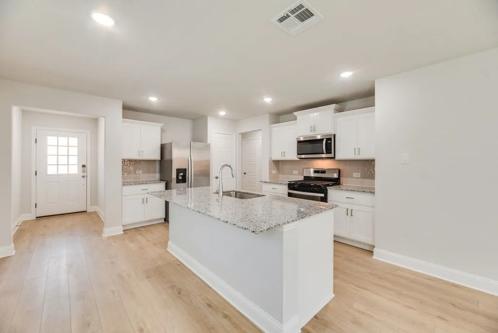 Single Family Residence For Sale in Kaufman County , 1705 Sandy Pond Street, Forney, Texas 75126, 3 Bedroom, 2 Bathroom, 2 Garage spaces, 1,447 Sqft, built in 2026, mls#21304787, Real Estate Agent in Forney, Homes For Sale in Kaufman county, Homes For Sale in Forney, Realtor in Forney Texas, Real Estate Brokerage Independent Realty Texas, Luminita Cordes Realtor