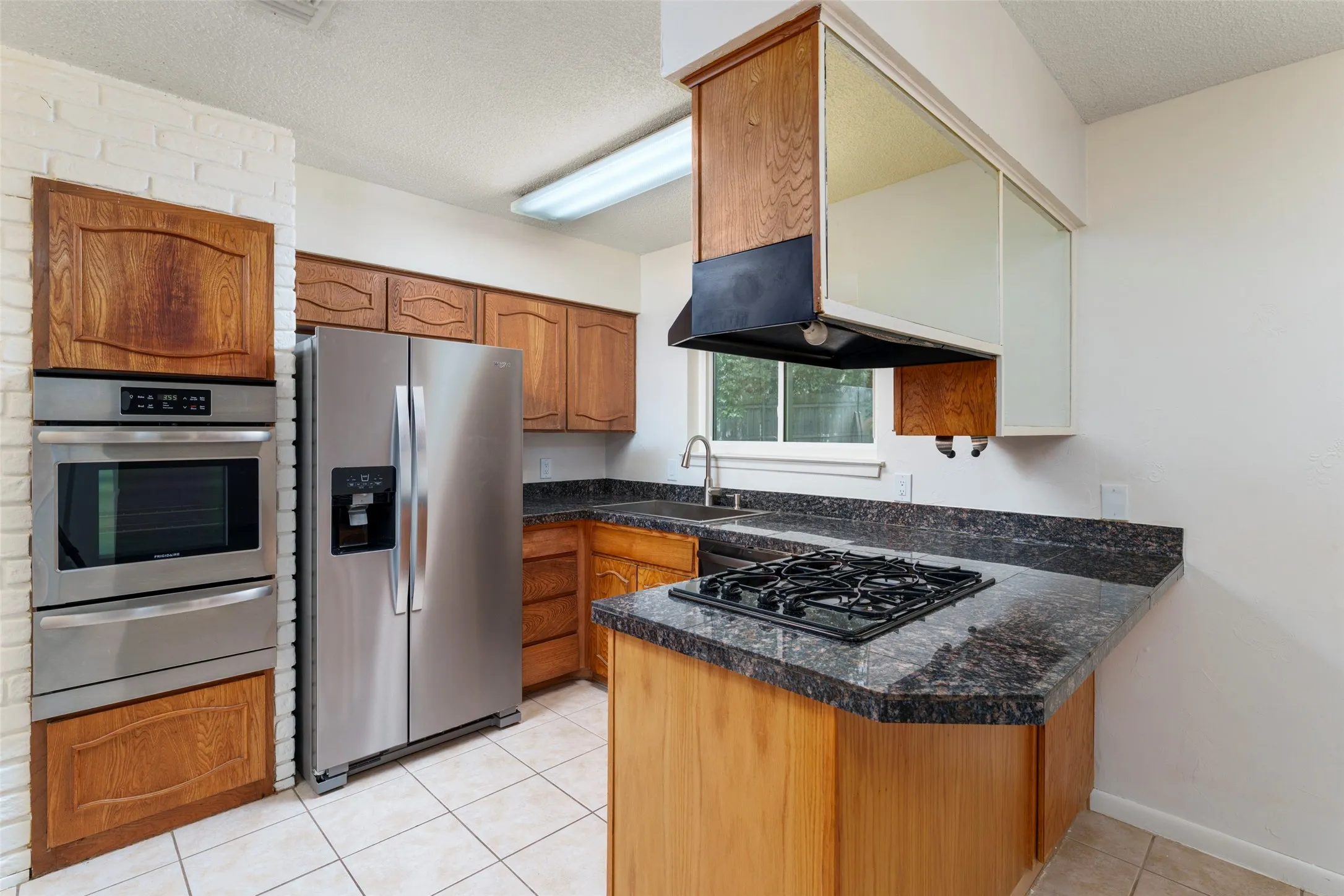 Single Family Residence For Sale in Tarrant County , 2930 Duff Drive, Arlington, Texas 76013, 4 Bedroom, 2 Bathroom, 2 Garage spaces, 2,006 Sqft, built in 1969, mls#21304737, Real Estate Agent in Arlington, Homes For Sale in Tarrant county, Homes For Sale in Arlington, Realtor in Arlington Texas, Real Estate Brokerage Independent Realty Texas, Luminita Cordes Realtor