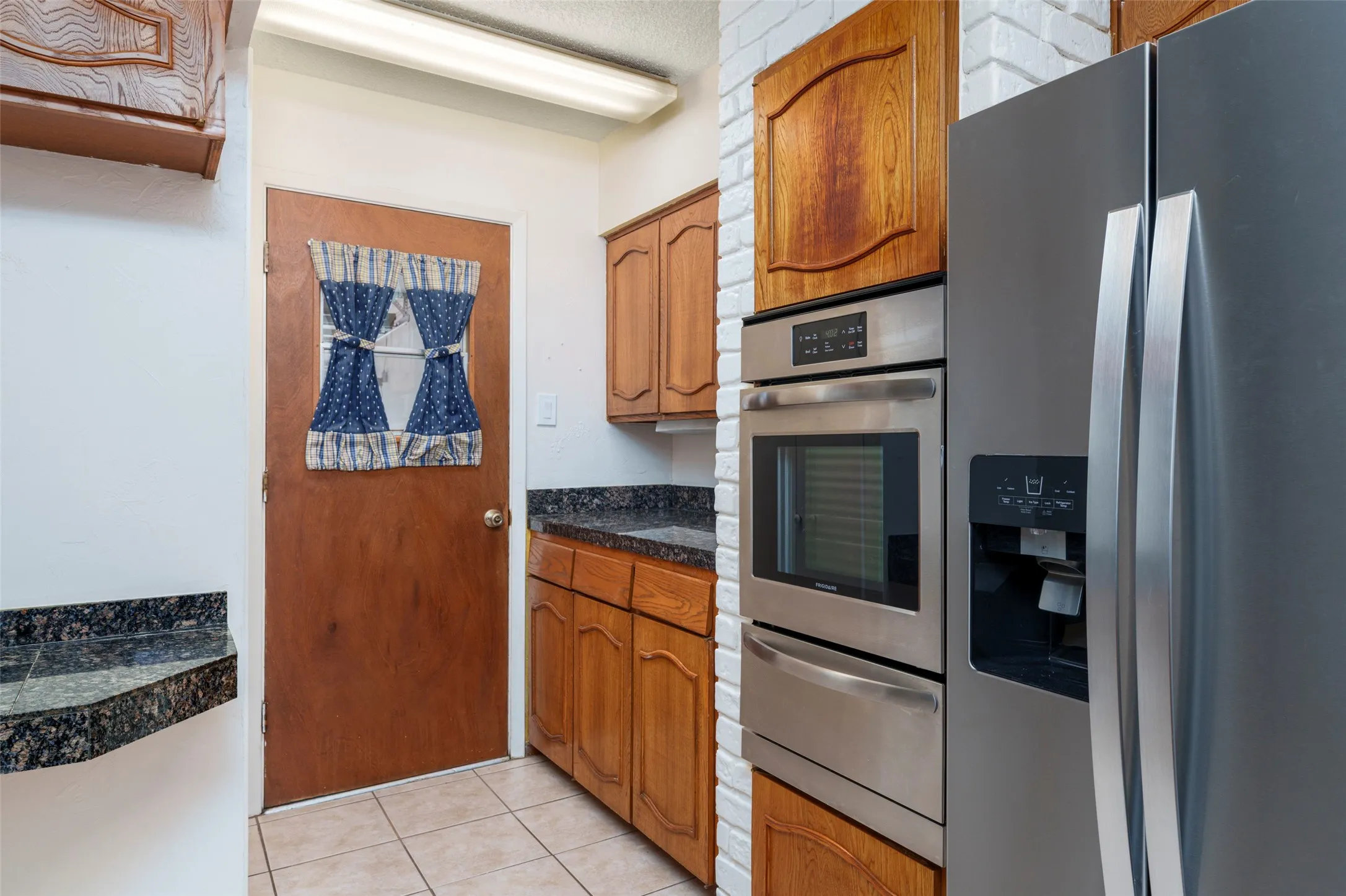 Single Family Residence For Sale in Tarrant County , 2930 Duff Drive, Arlington, Texas 76013, 4 Bedroom, 2 Bathroom, 2 Garage spaces, 2,006 Sqft, built in 1969, mls#21304737, Real Estate Agent in Arlington, Homes For Sale in Tarrant county, Homes For Sale in Arlington, Realtor in Arlington Texas, Real Estate Brokerage Independent Realty Texas, Luminita Cordes Realtor