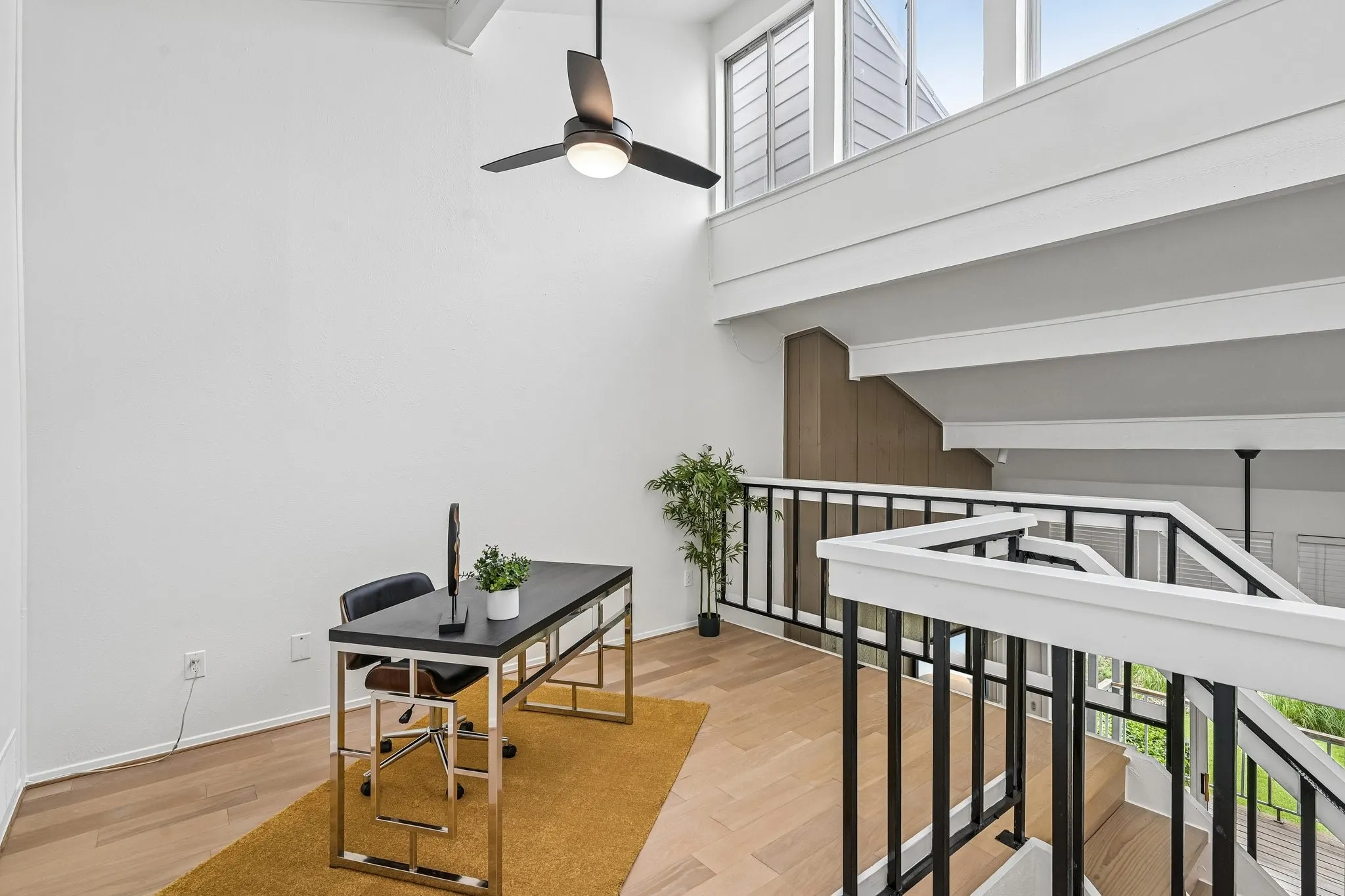 Condominium For Sale in Rockwall County , 300 Rush Creek Drive 5, Heath, Texas 75032, 3 Bedroom, 3 Bathroom, Garage spaces, 1,452 Sqft, built in 1972, mls#21303863, Real Estate Agent in Heath, Homes For Sale in Rockwall county, Homes For Sale in Heath, Realtor in Heath Texas, Real Estate Brokerage Independent Realty Texas, Luminita Cordes Realtor