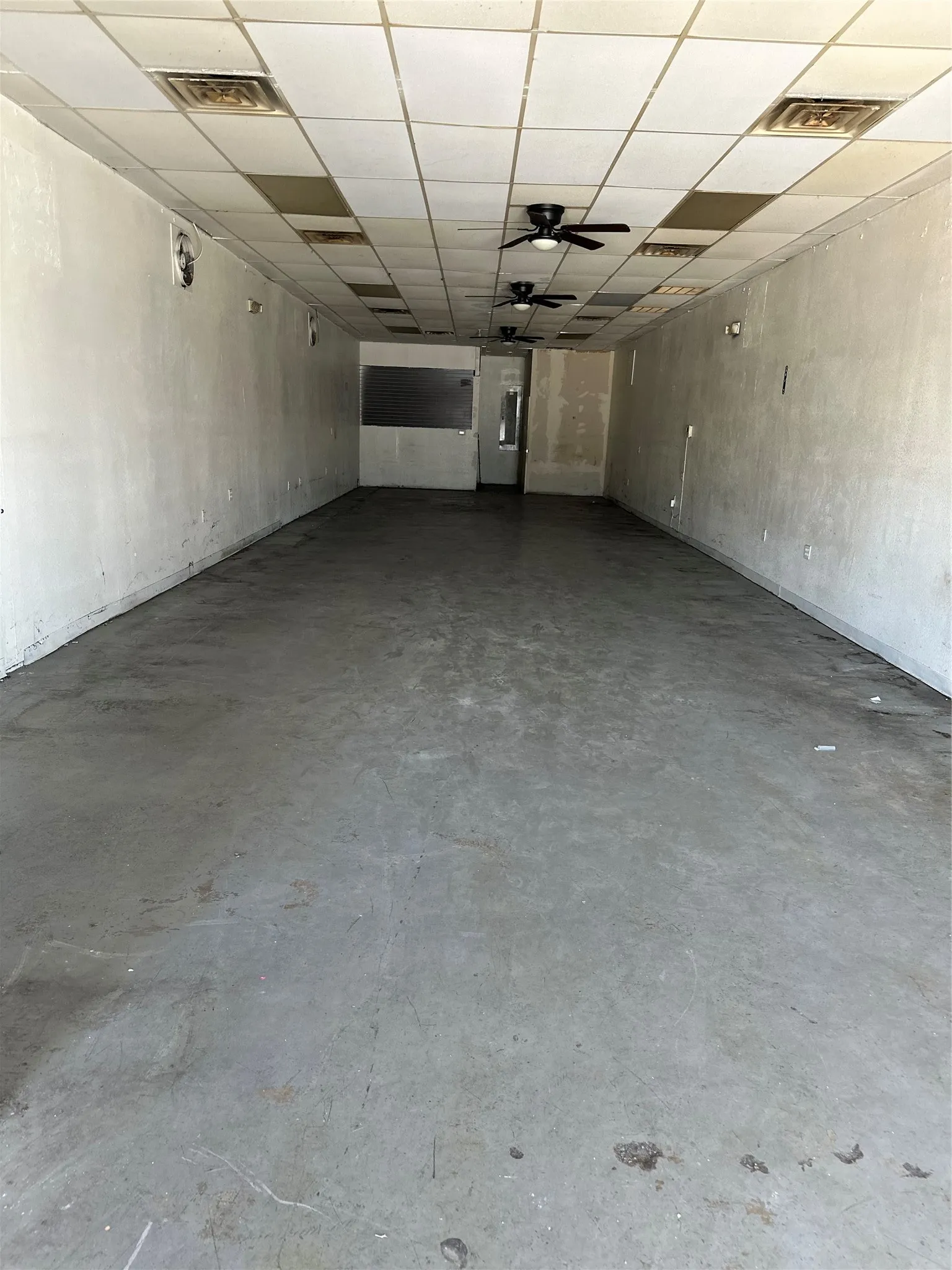 Retail For Rent in Tarrant County , 5537 E Lancaster Avenue, Fort Worth, Texas 76112, 0, 0, Garage spaces, 0 Sqft, built in 2017, mls#21304864, Real Estate Agent in Fort Worth, Homes For Rent in Tarrant county, Homes For Rent in Fort Worth, Realtor in Fort Worth Texas, Real Estate Brokerage Independent Realty Texas, Luminita Cordes Realtor
