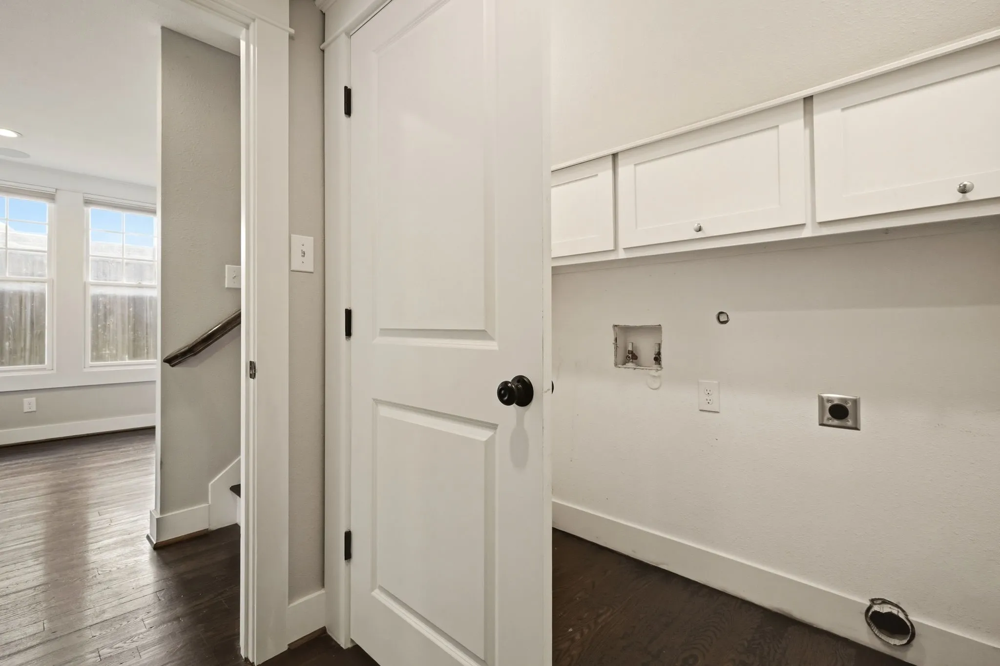 Single Family Residence For Sale in Dallas County , 209 S Windomere Avenue, Dallas, Texas 75208, 4 Bedroom, 3 Bathroom, Garage spaces, 2,821 Sqft, built in 1920, mls#21304680, Real Estate Agent in Dallas, Homes For Sale in Dallas county, Homes For Sale in Dallas, Realtor in Dallas Texas, Real Estate Brokerage Independent Realty Texas, Luminita Cordes Realtor