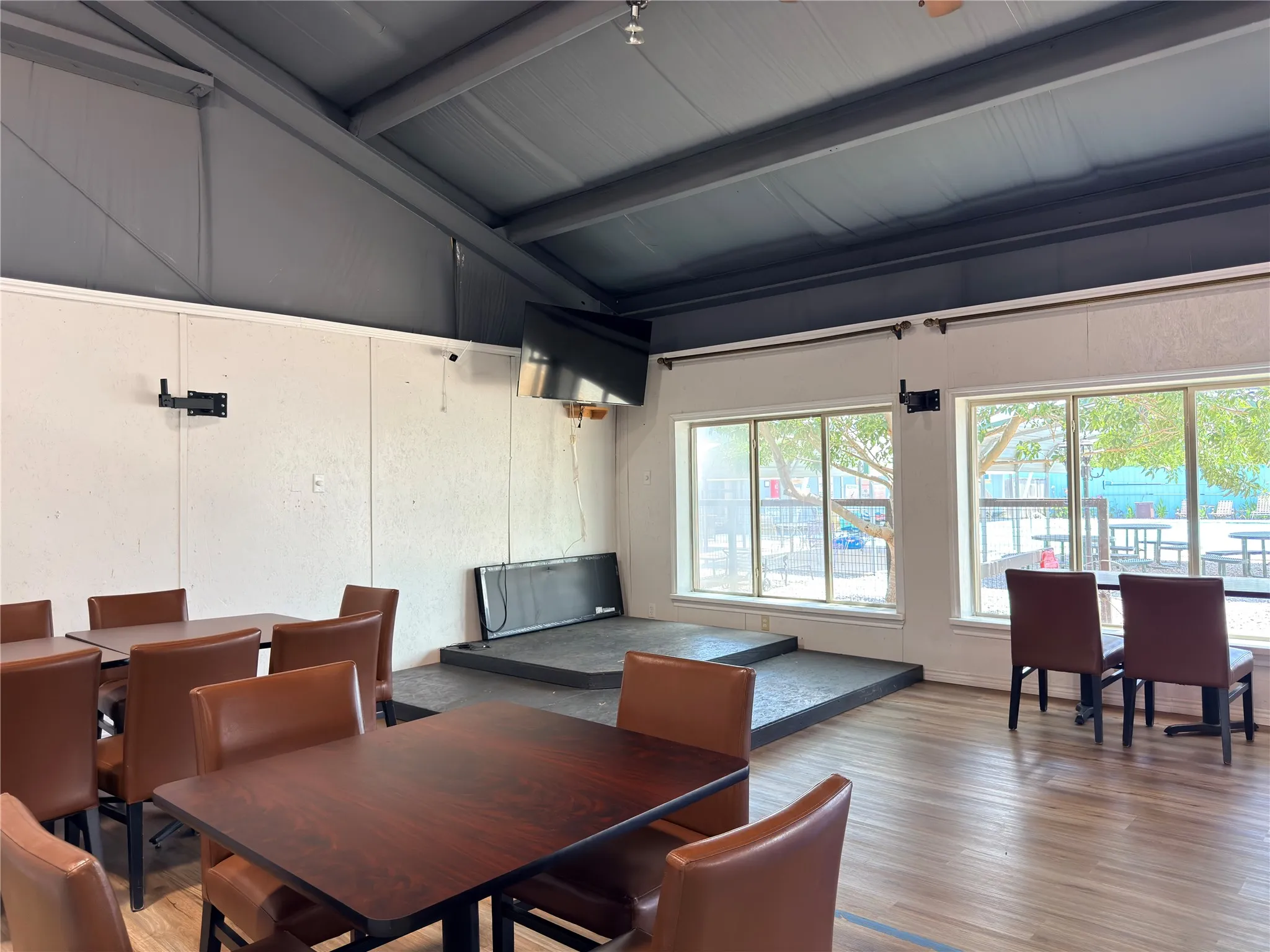 Business For Rent in Hunt County , 8806 Fm 751, Quinlan, Texas 75474, 0, 0, Garage spaces, 0 Sqft, built in 2012, Price $3,000, mls#21303799, Real Estate Agent in Quinlan, Homes For Rent in Hunt county, Homes For Rent in Quinlan, Realtor in Quinlan Texas, Real Estate Brokerage Independent Realty Texas, Luminita Cordes Realtor