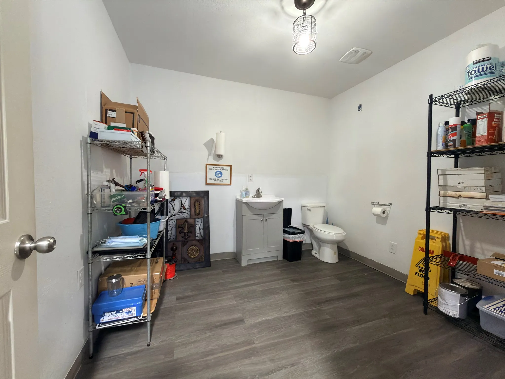 Business For Rent in Hunt County , 8806 Fm 751, Quinlan, Texas 75474, 0, 0, Garage spaces, 0 Sqft, built in 2012, Price $3,000, mls#21303799, Real Estate Agent in Quinlan, Homes For Rent in Hunt county, Homes For Rent in Quinlan, Realtor in Quinlan Texas, Real Estate Brokerage Independent Realty Texas, Luminita Cordes Realtor