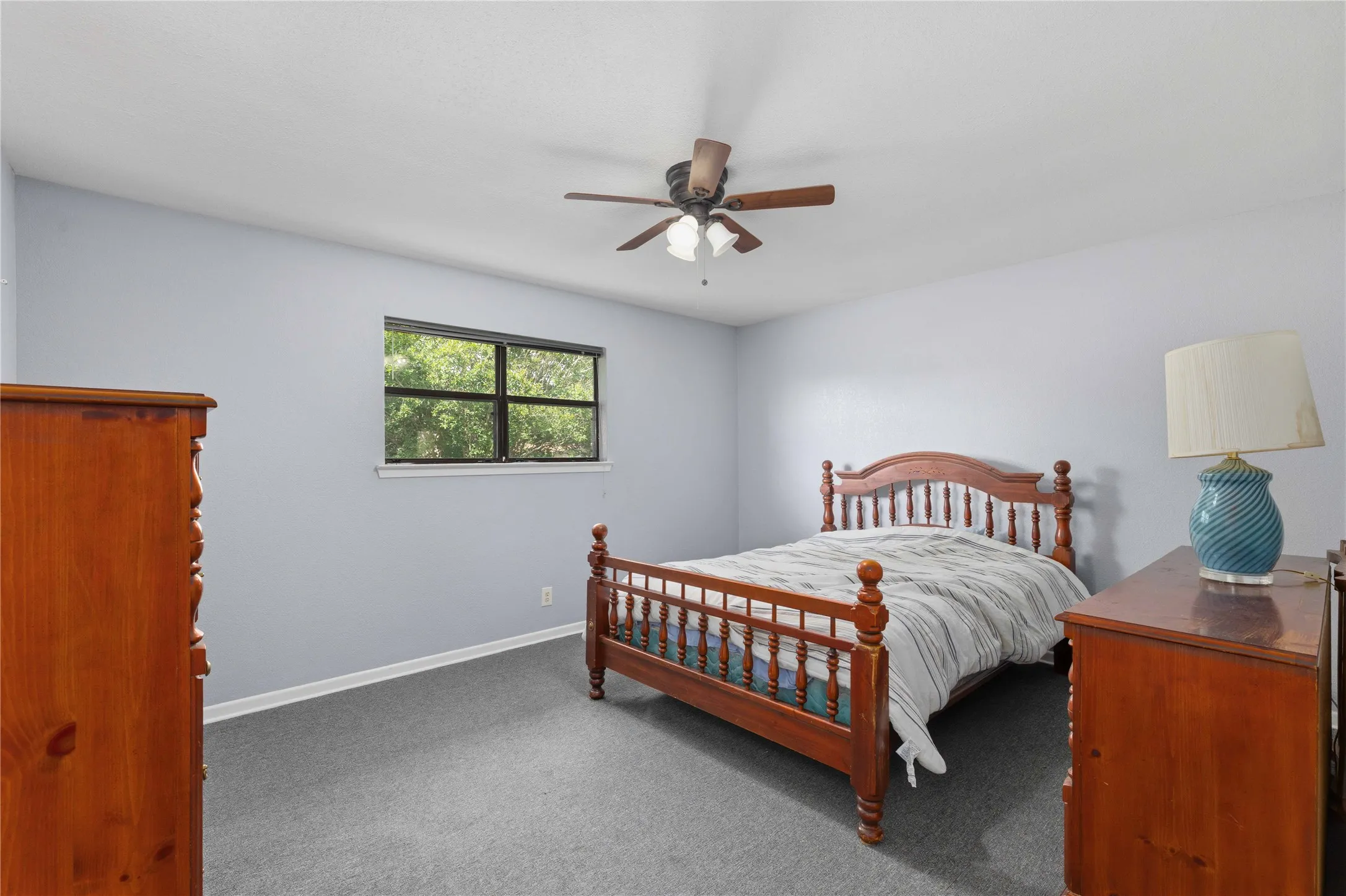 Single Family Residence For Sale in Brown County , 4405 Redbird Drive, Brownwood, Texas 76801, 2 Bedroom, 1 Bathroom, 1 Garage spaces, 1,059 Sqft, built in 1985, mls#21304274, Real Estate Agent in Brownwood, Homes For Sale in Brown county, Homes For Sale in Brownwood, Realtor in Brownwood Texas, Real Estate Brokerage Independent Realty Texas, Luminita Cordes Realtor