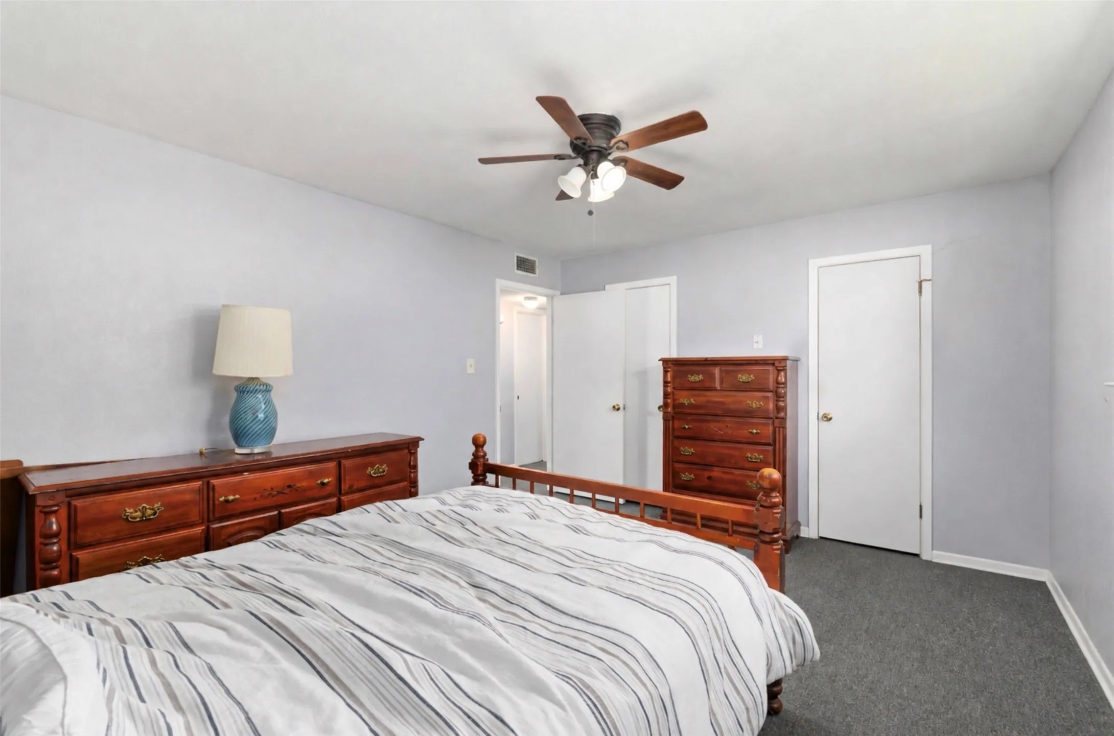 Single Family Residence For Sale in Brown County , 4405 Redbird Drive, Brownwood, Texas 76801, 2 Bedroom, 1 Bathroom, 1 Garage spaces, 1,059 Sqft, built in 1985, mls#21304274, Real Estate Agent in Brownwood, Homes For Sale in Brown county, Homes For Sale in Brownwood, Realtor in Brownwood Texas, Real Estate Brokerage Independent Realty Texas, Luminita Cordes Realtor