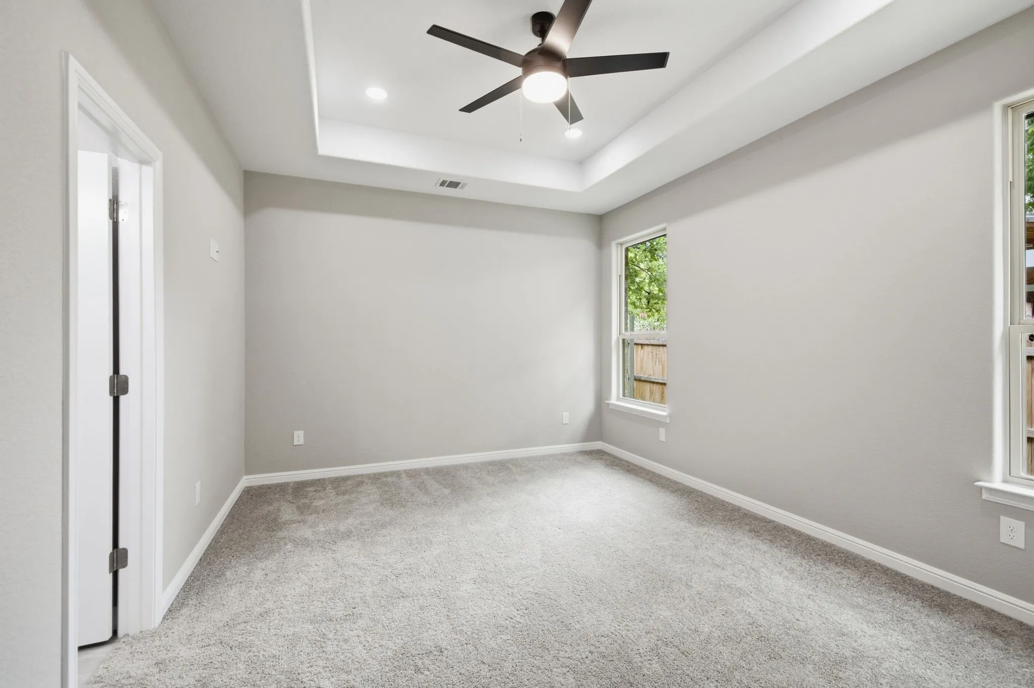 Single Family Residence For Sale in Johnson County , 304 Evans Street, Cleburne, Texas 76031, 3 Bedroom, 2 Bathroom, 2 Garage spaces, 1,440 Sqft, built in 2026, mls#21301369, Real Estate Agent in Cleburne, Homes For Sale in Johnson county, Homes For Sale in Cleburne, Realtor in Cleburne Texas, Real Estate Brokerage Independent Realty Texas, Luminita Cordes Realtor
