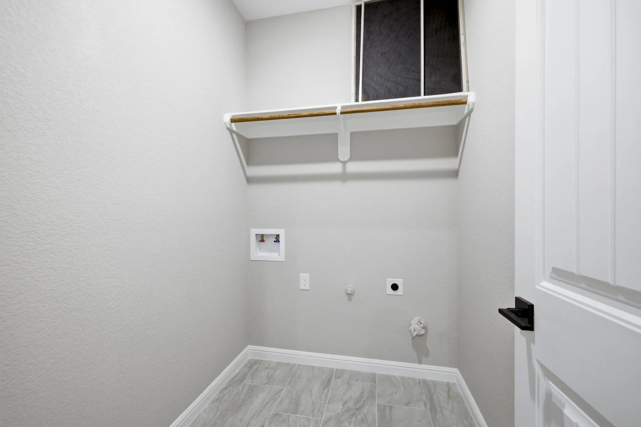 Single Family Residence For Sale in Johnson County , 304 Evans Street, Cleburne, Texas 76031, 3 Bedroom, 2 Bathroom, 2 Garage spaces, 1,440 Sqft, built in 2026, mls#21301369, Real Estate Agent in Cleburne, Homes For Sale in Johnson county, Homes For Sale in Cleburne, Realtor in Cleburne Texas, Real Estate Brokerage Independent Realty Texas, Luminita Cordes Realtor