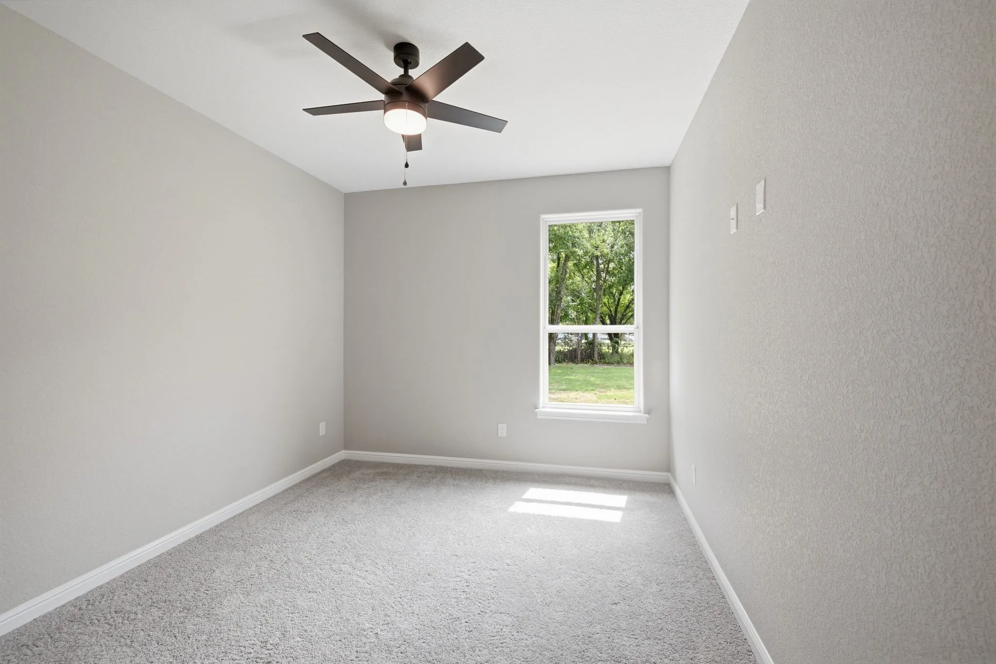 Single Family Residence For Sale in Johnson County , 304 Evans Street, Cleburne, Texas 76031, 3 Bedroom, 2 Bathroom, 2 Garage spaces, 1,440 Sqft, built in 2026, mls#21301369, Real Estate Agent in Cleburne, Homes For Sale in Johnson county, Homes For Sale in Cleburne, Realtor in Cleburne Texas, Real Estate Brokerage Independent Realty Texas, Luminita Cordes Realtor