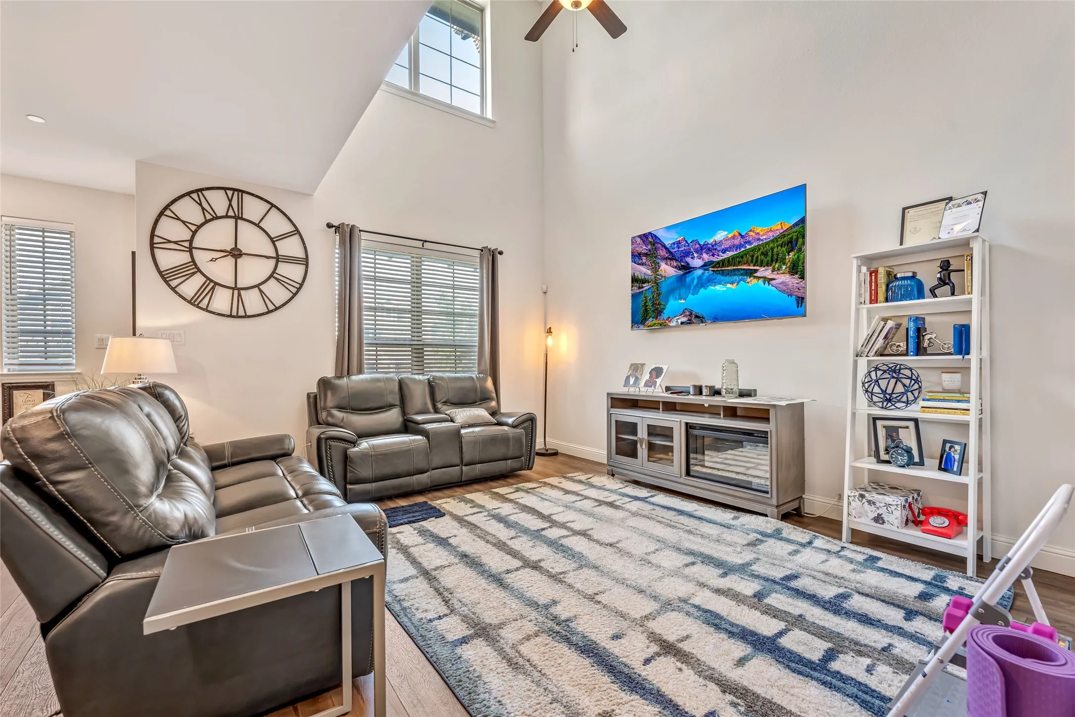 Single Family Residence For Sale in Dallas County , 2618 Dodson Street, Garland, Texas 75042, 2 Bedrooms, 3 Bathrooms, 2 Garage spaces, 1,514 Sqft, built in 2020, Price $315,949, mls#21304873, Real Estate Agent in Garland, Homes For Sale in Dallas county, Homes For Sale in Garland, Realtor in Garland Texas, Real Estate Brokerage Independent Realty Texas, Luminita Cordes Realtor