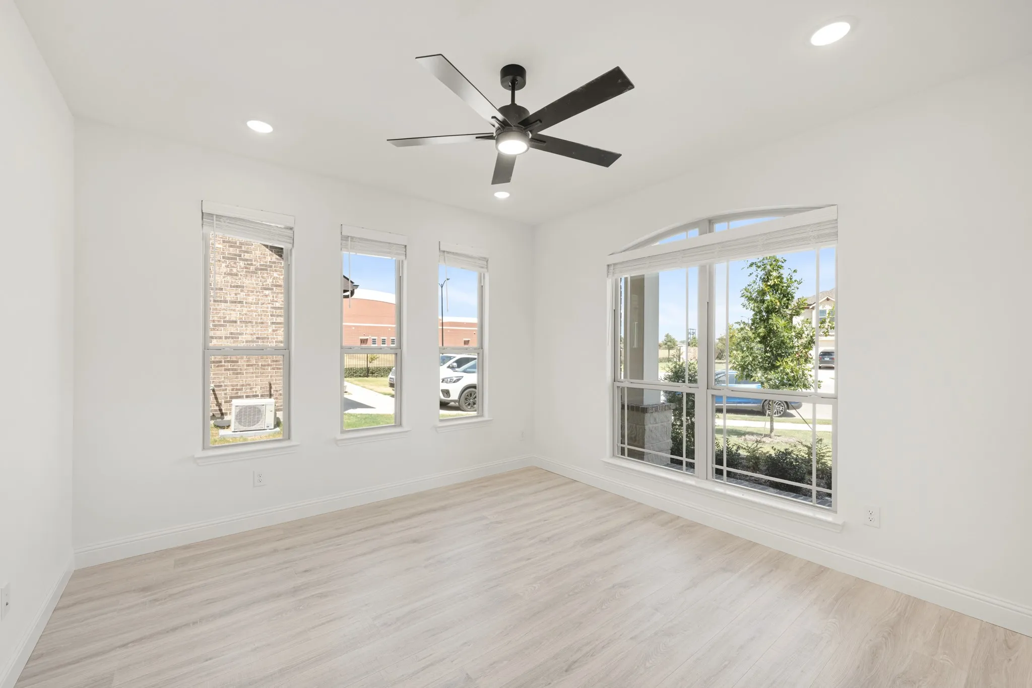 Single Family Residence For Sale in Collin County , 917 Greenleaf Court, Anna, Texas 75409, 4 Bedroom, 3 Bathroom, 2 Garage spaces, 3,026 Sqft, built in 2026, mls#21304876, Real Estate Agent in Anna, Homes For Sale in Collin county, Homes For Sale in Anna, Realtor in Anna Texas, Real Estate Brokerage Independent Realty Texas, Luminita Cordes Realtor